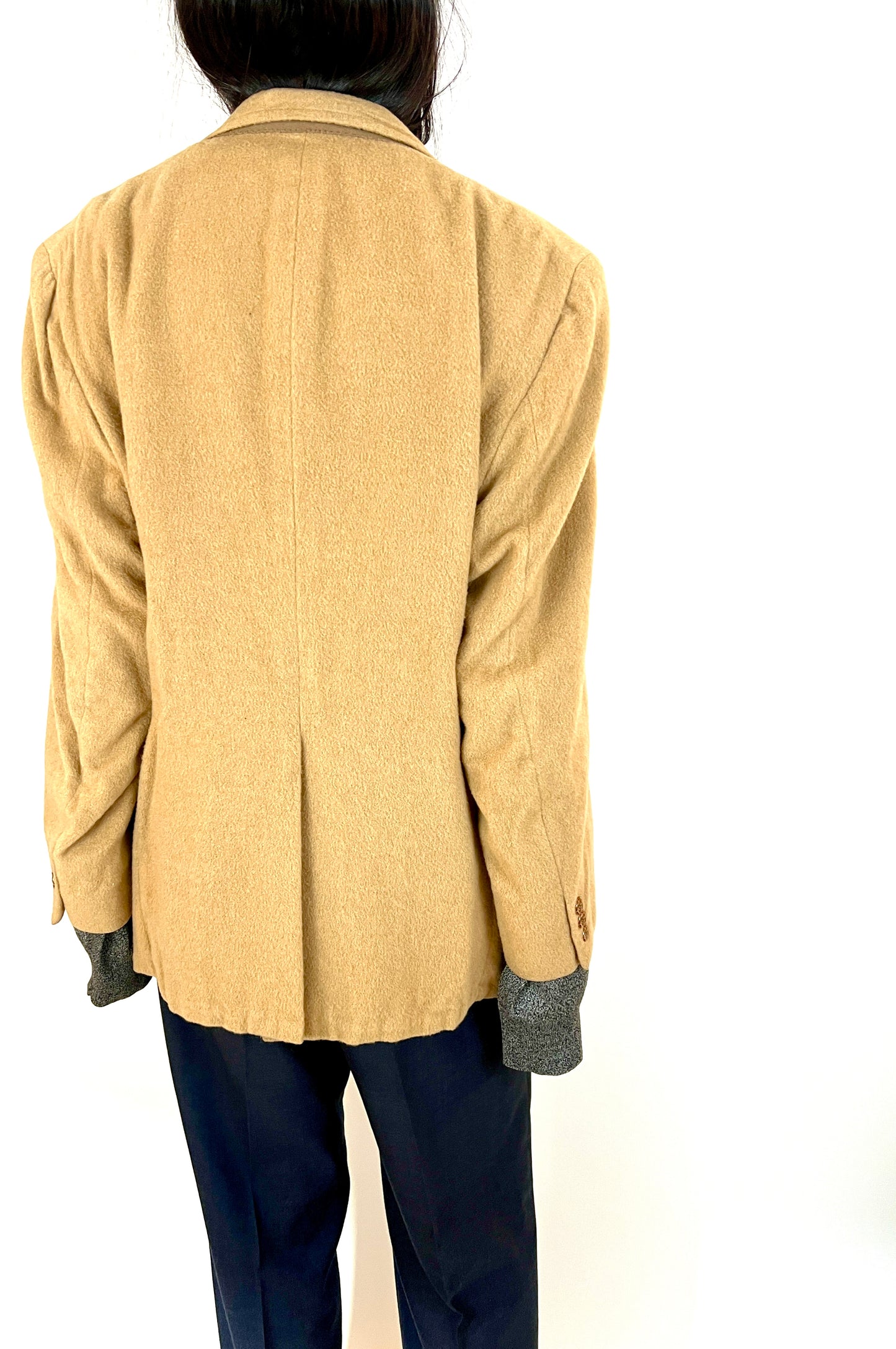 CUSTOM VTG OVERSIZED CAMELHAIR BLAZER, TRADITIONAL. CUT-OUT