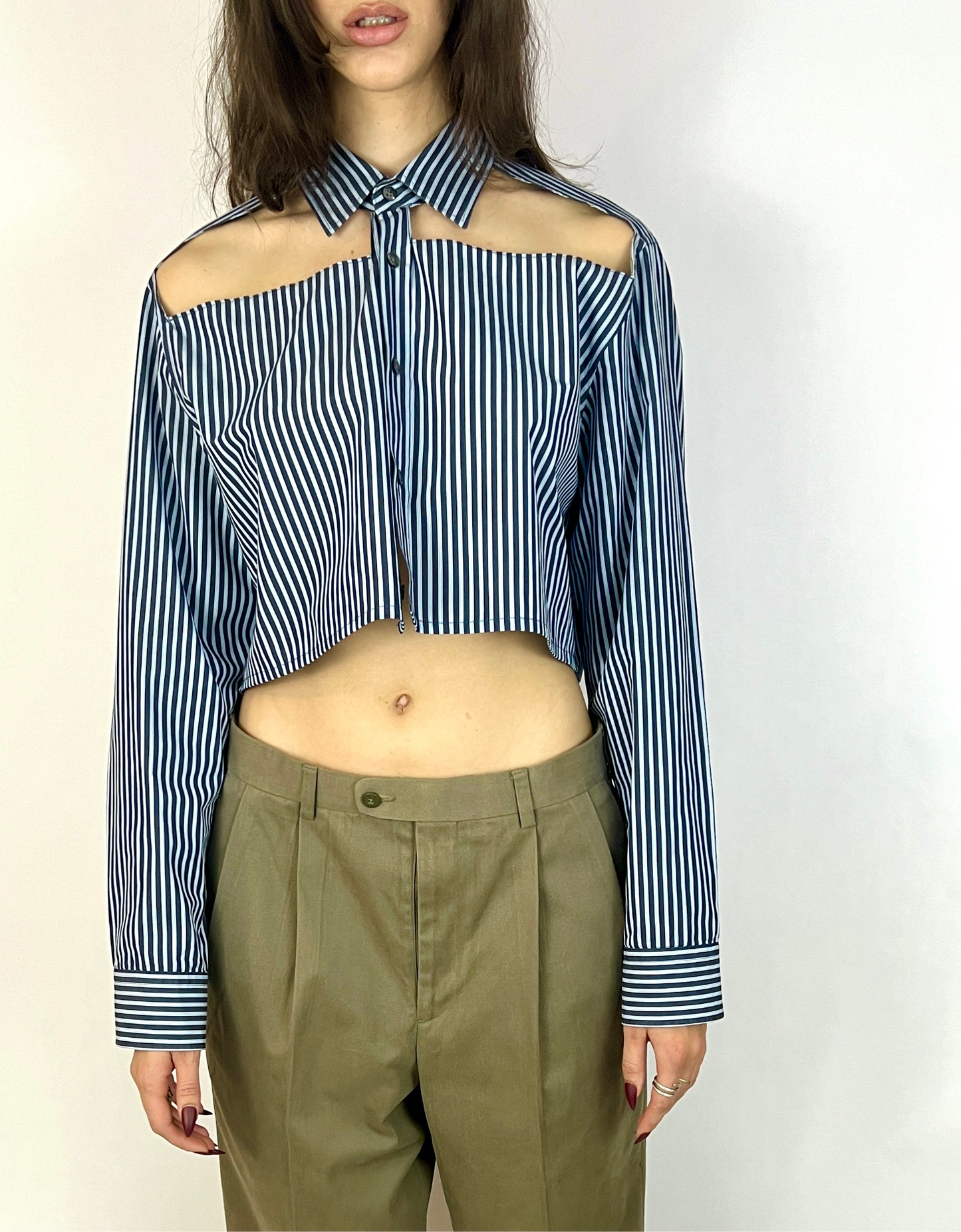 CUSTOM VTG HUGO BOSS OXFORD, BLUE STRIPE. CROPPED, CUT-OUT COLLAR