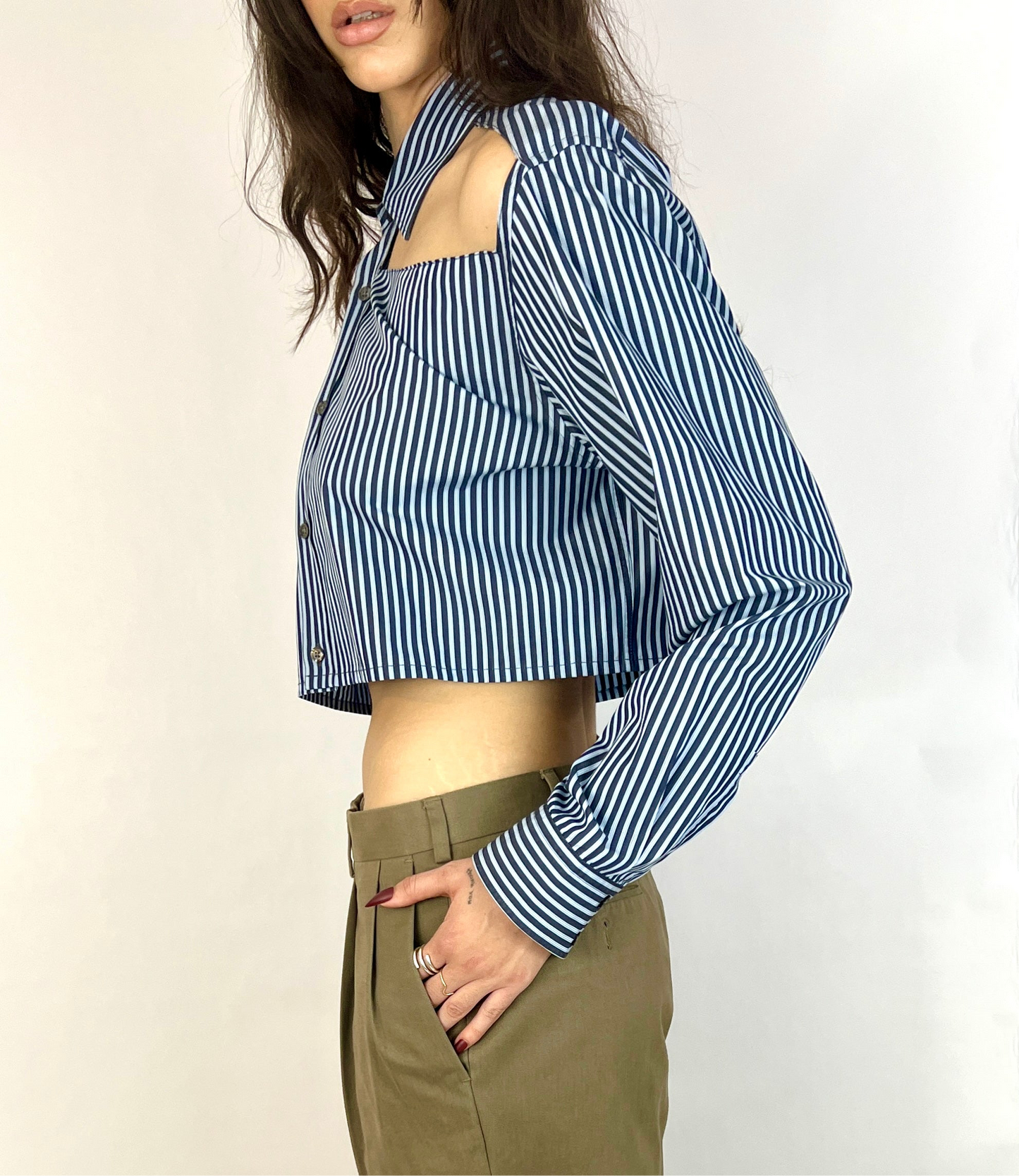 CUSTOM VTG HUGO BOSS OXFORD, BLUE STRIPE. CROPPED, CUT-OUT COLLAR