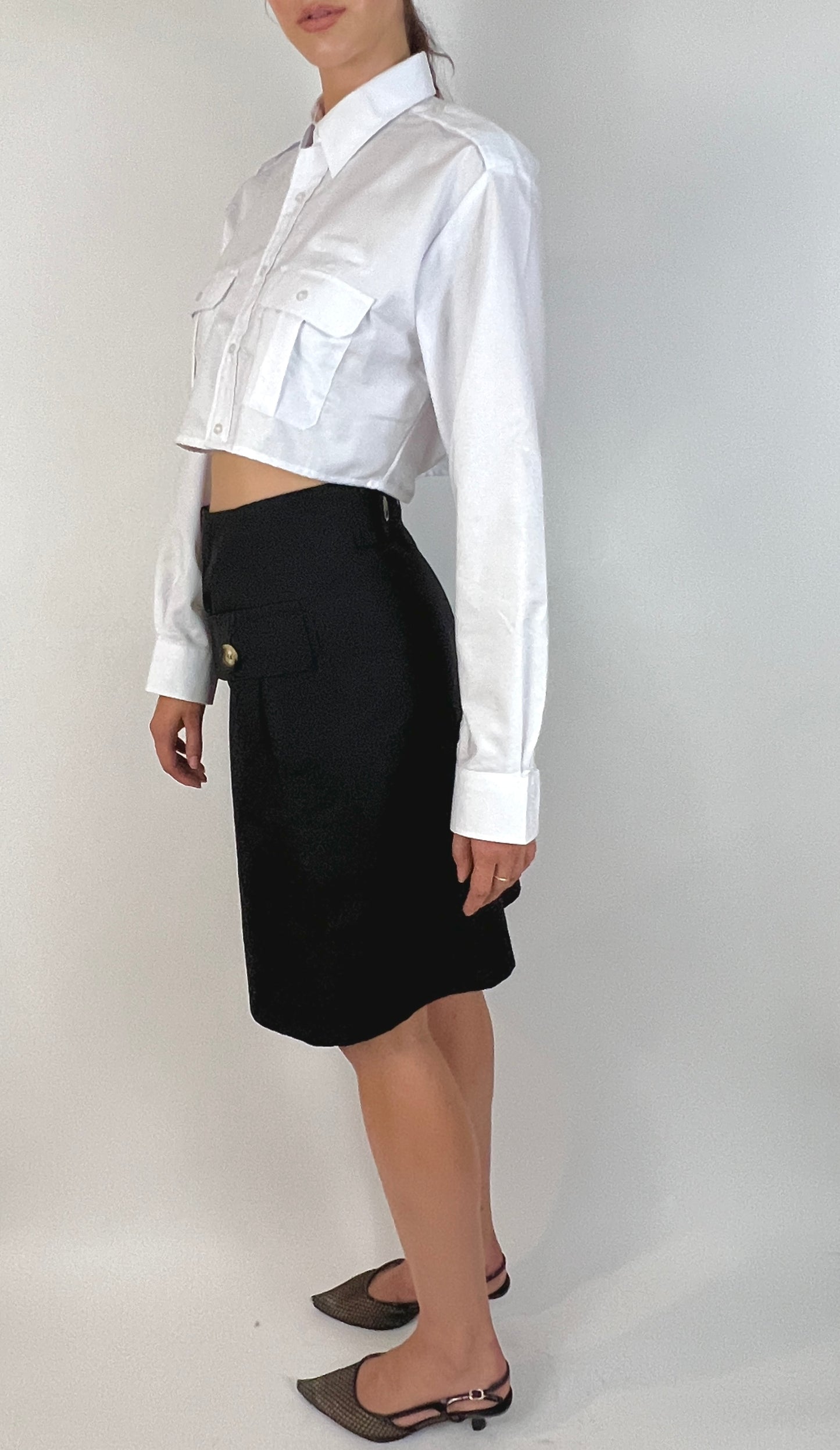 CUSTOM VTG COTTON OXFORD, OPEN BACK. ICEY