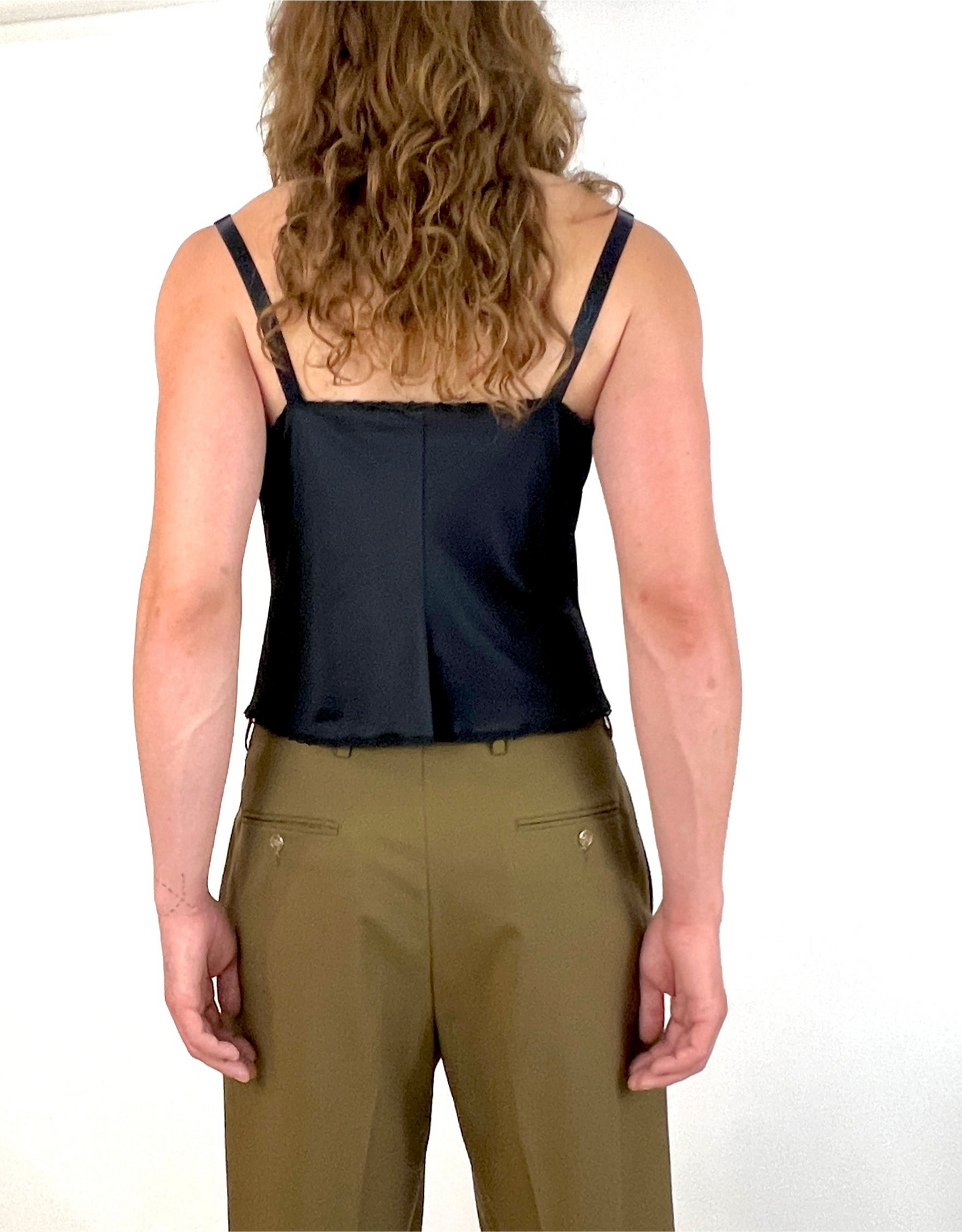 SCALLOPED SHEER LACE CAMISOLE TANK