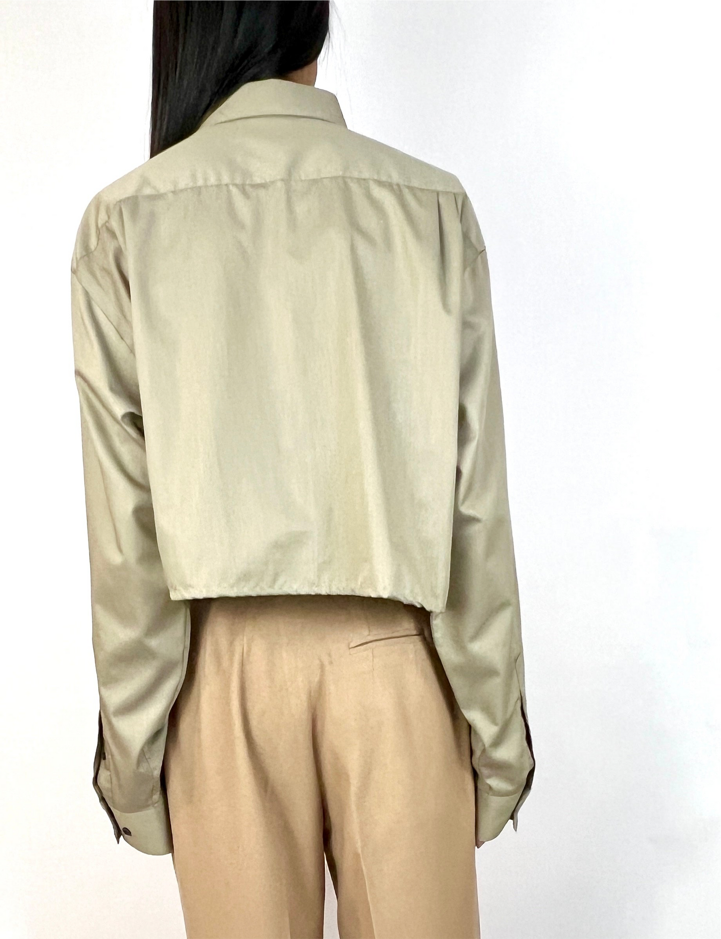 CUSTOM VTG COTTON OXFORD, SAGE. CROPPED, CUT OUT COLLAR