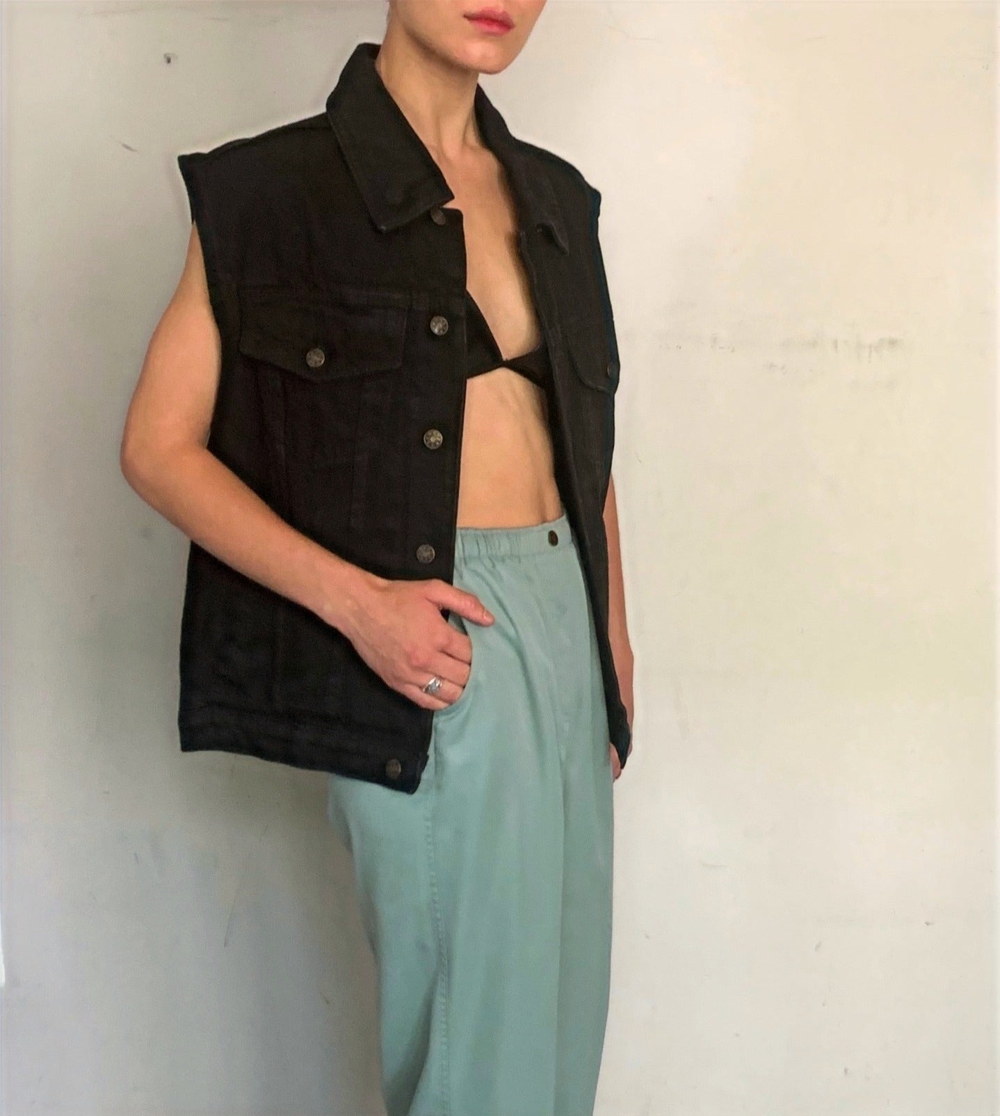 OVERSIZED DENIM UTILITY VEST, ASH