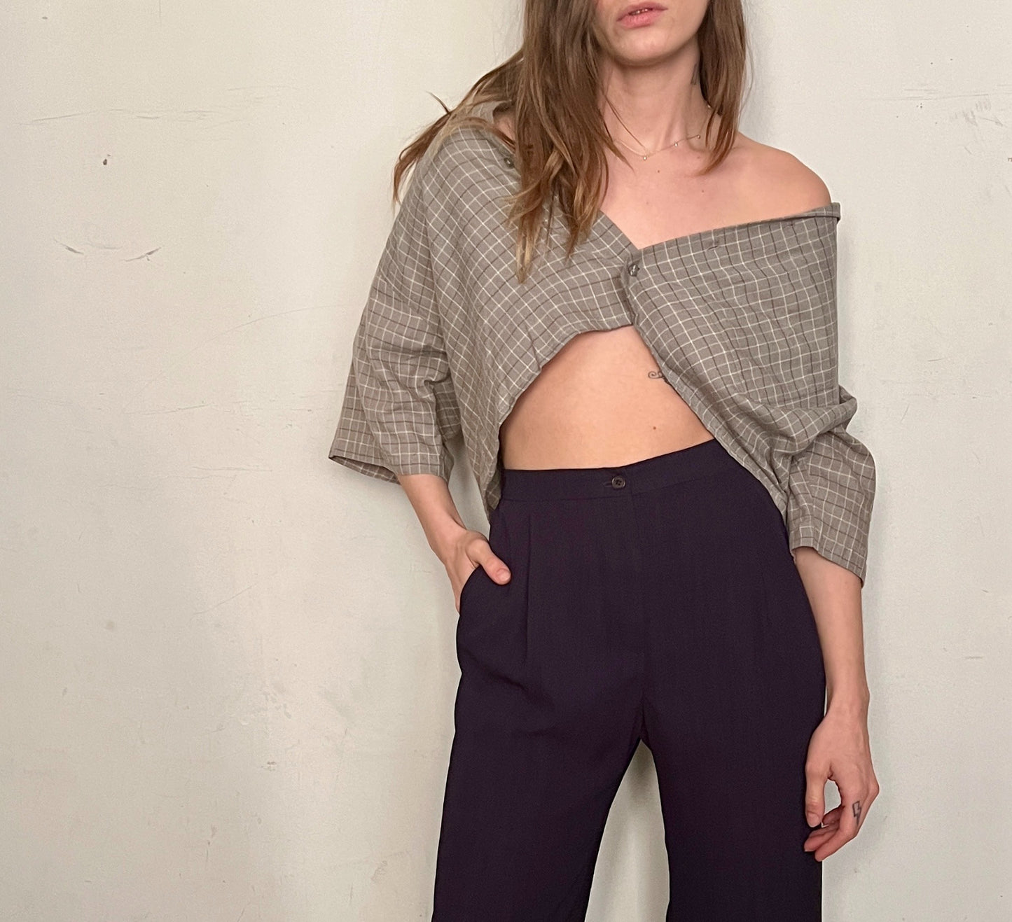 CUSTOM CROPPED BUTTON DOWN, TAUPE PLAIDS