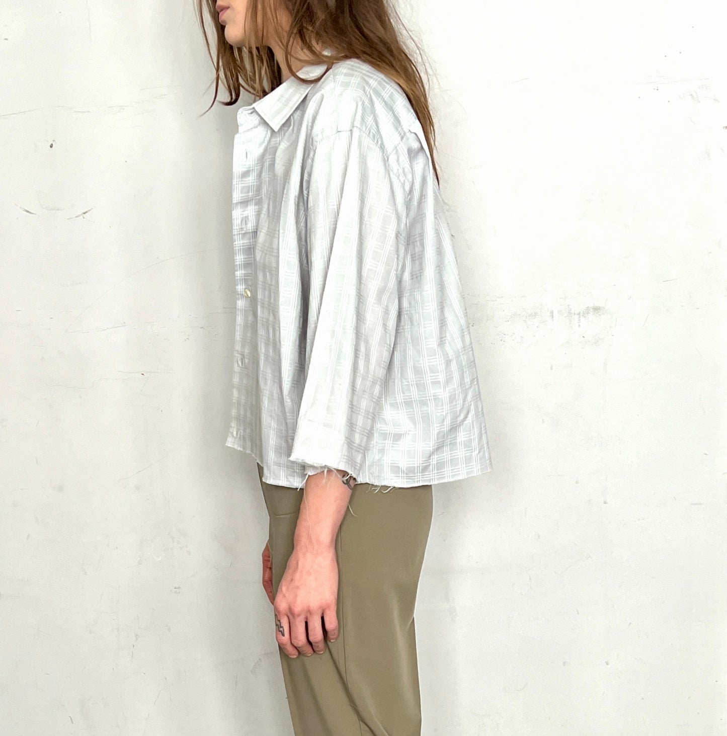 CUSTOM CROPPED TOP, WHITE/GRAY PLAID