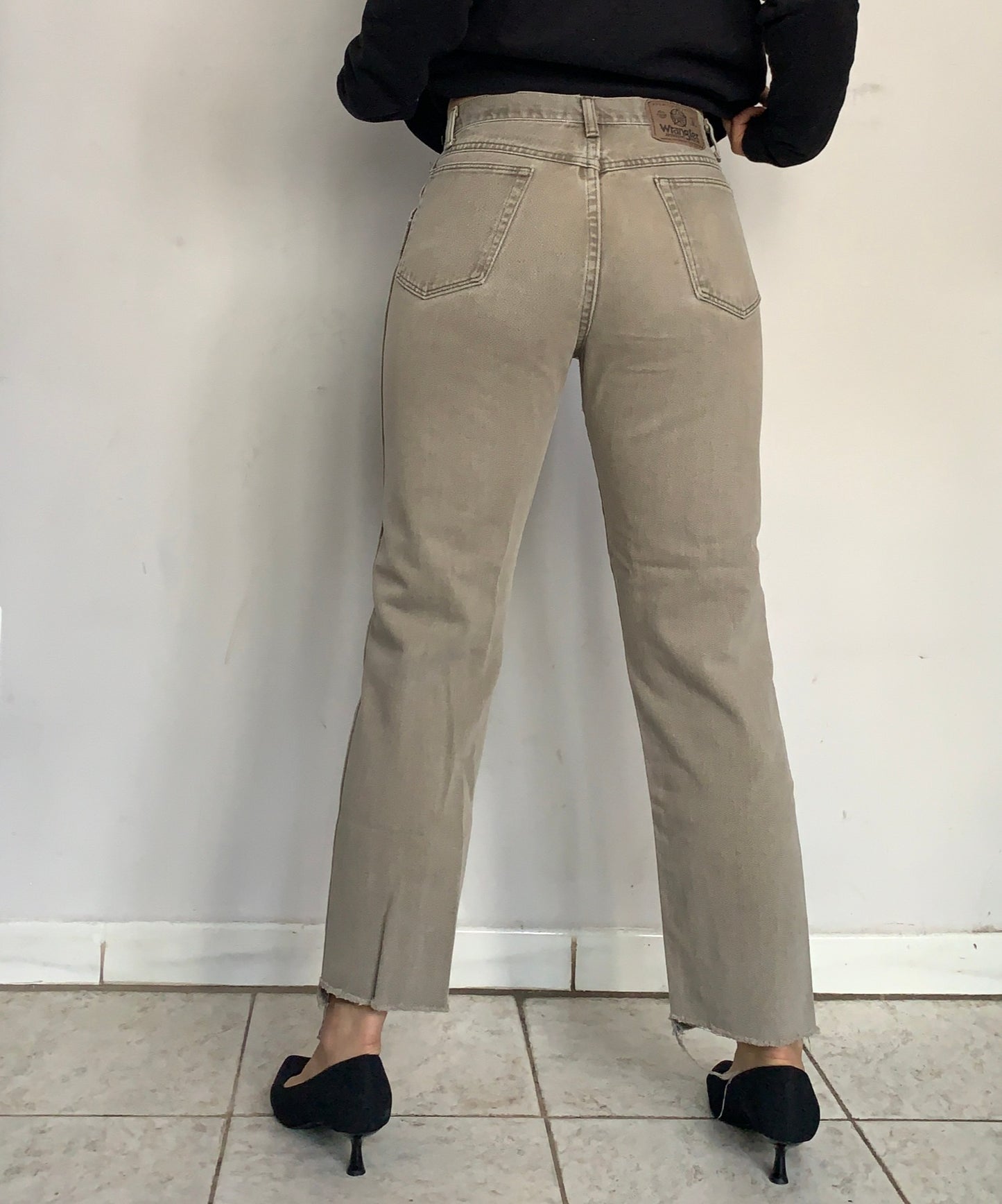 HIGH WAIST WRANGLER JEANS