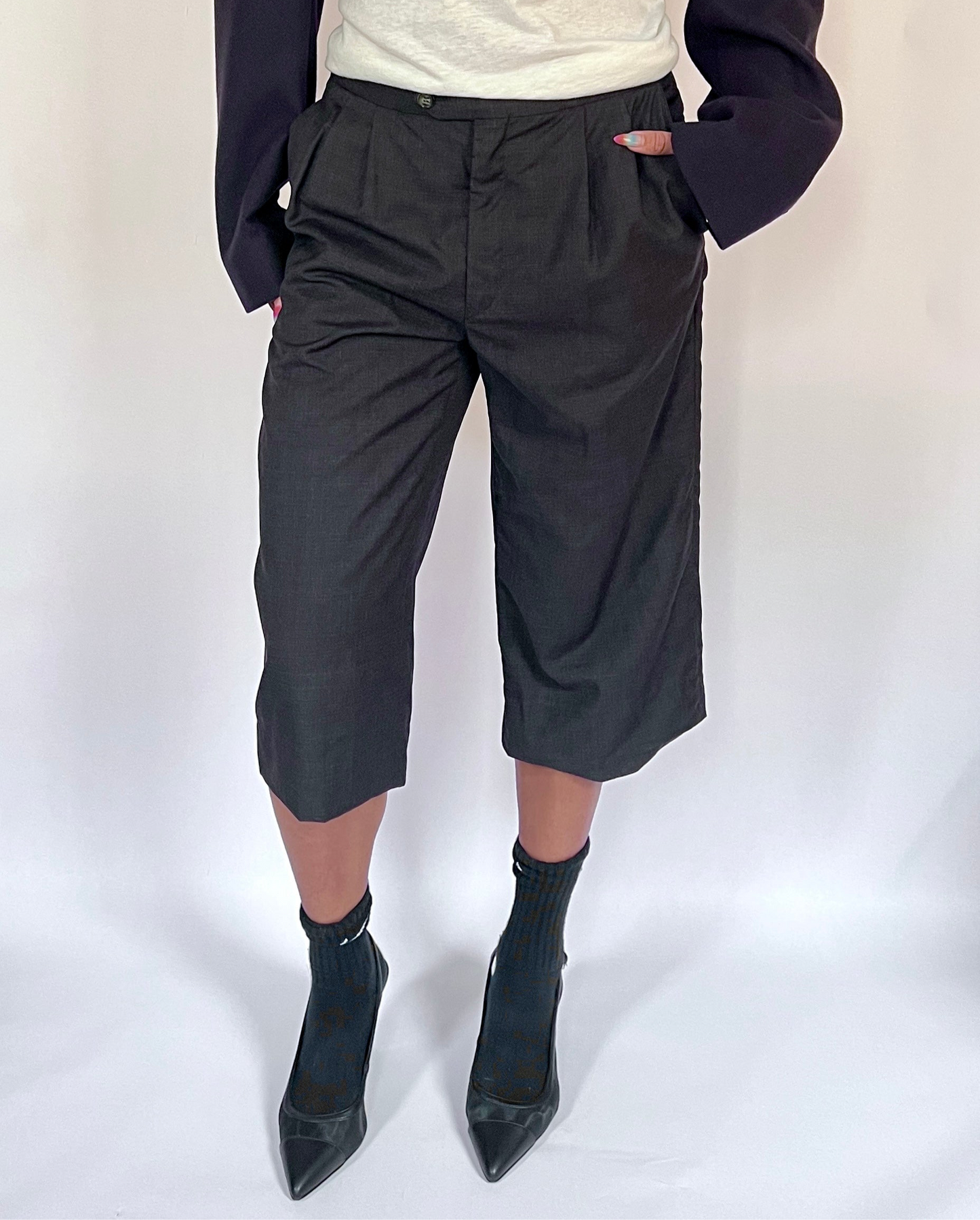 CUSTOM VTG WOOL PLEATED LONG SHORTS, GRAPHITE