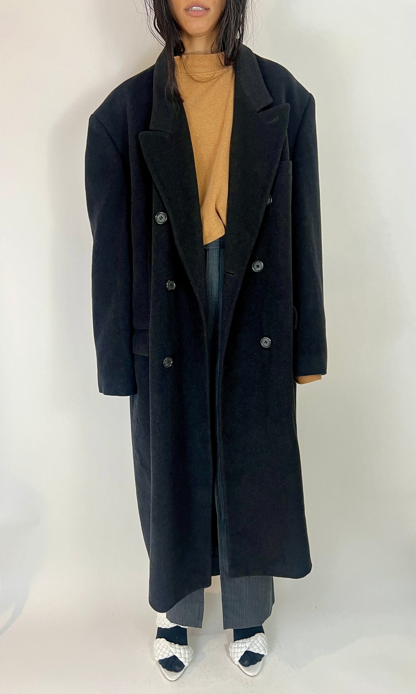 OVERSIZED WOOL COAT, OBSIDIAN