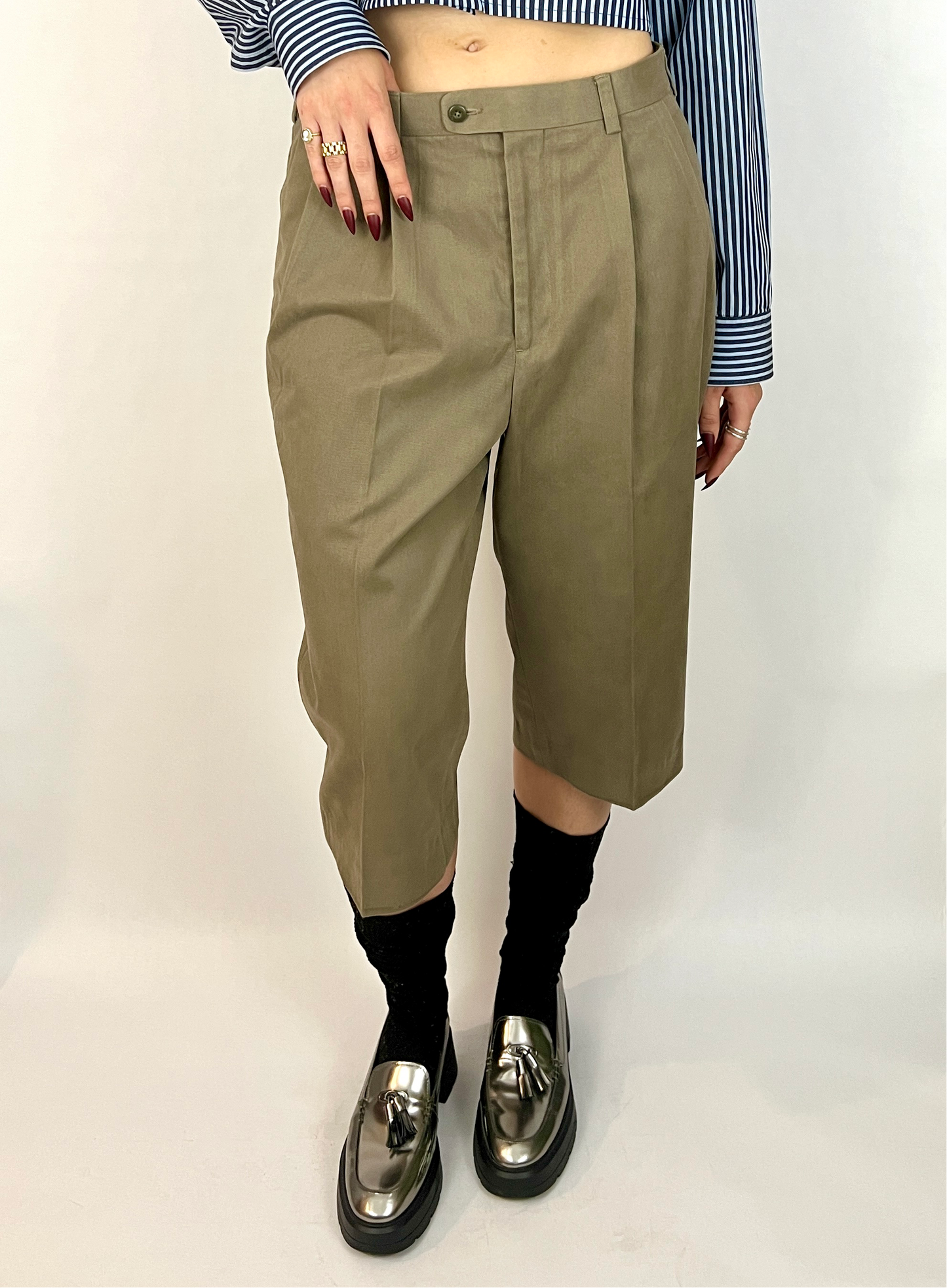 CUSTOM VTG COTTON PLEATED WIDE LEG SHORTS, SMOKE