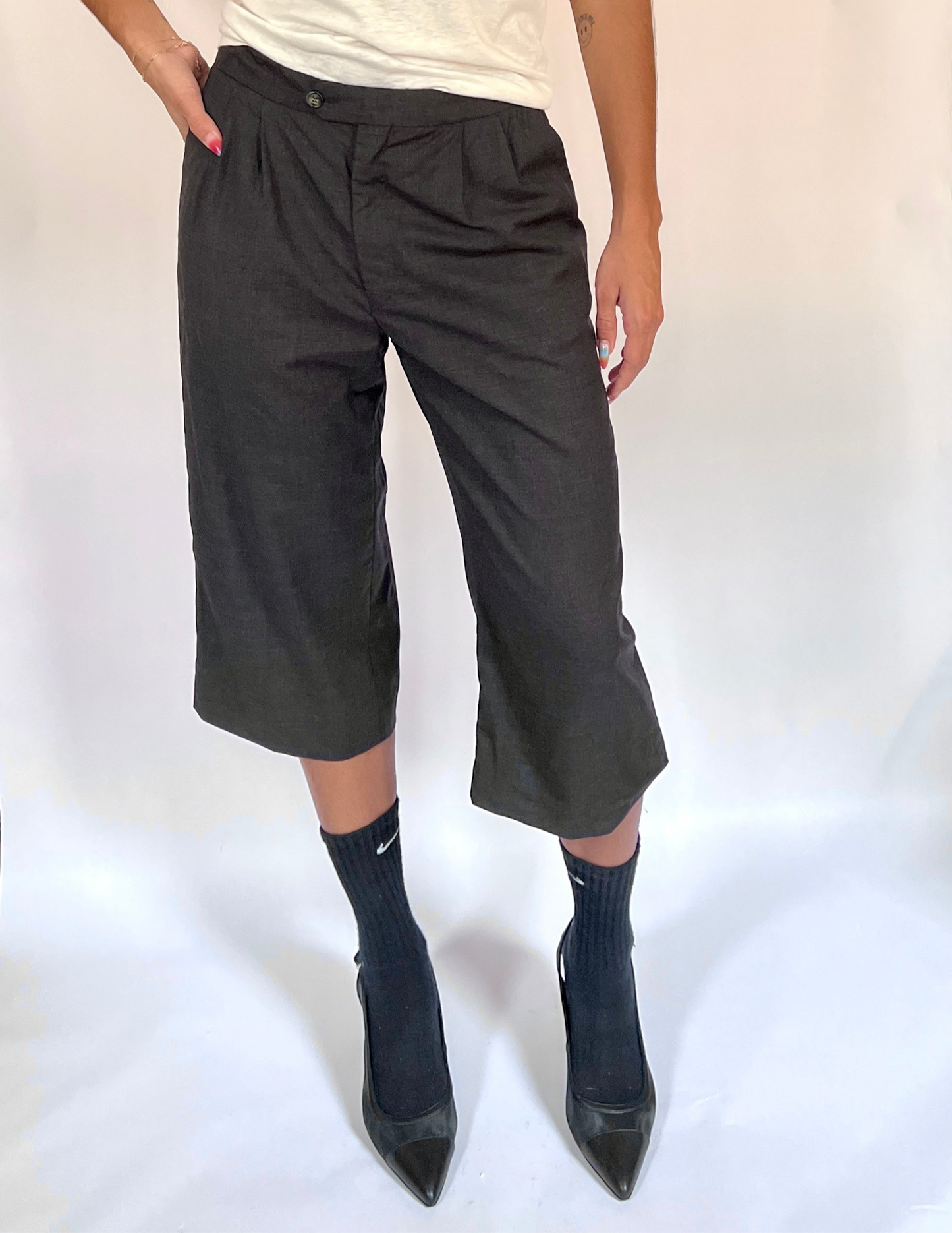 CUSTOM VTG WOOL PLEATED LONG SHORTS, GRAPHITE