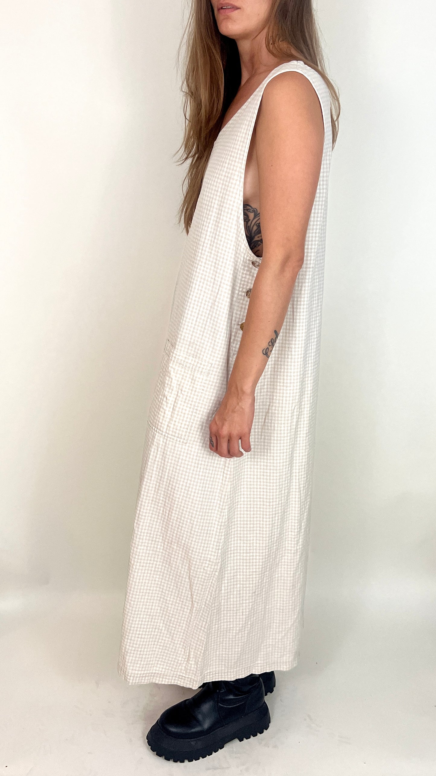 SLINKY LINEN GRUNGE MAXI DRESS, BEIGE GINGHAM