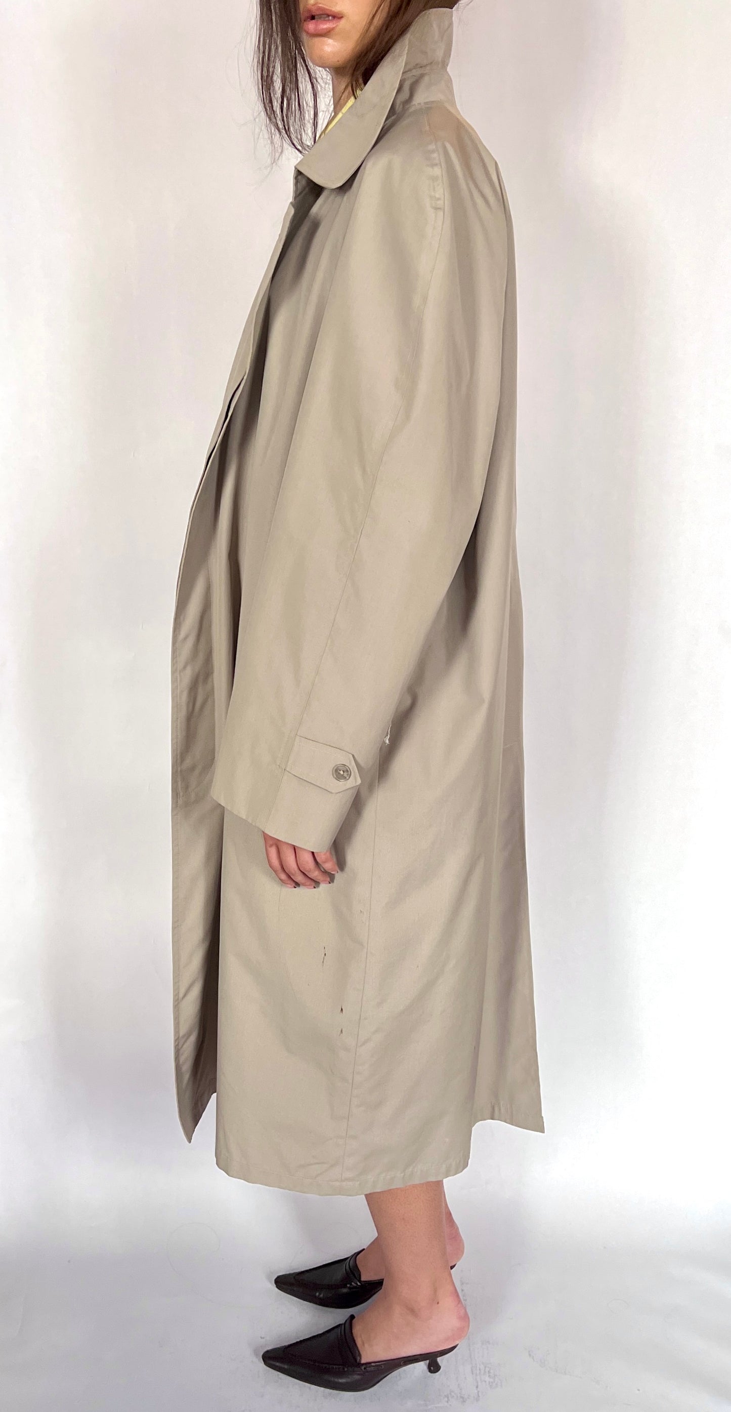 1980S CHRISTIAN DIOR OVERSIZED TRENCH COAT, DEW