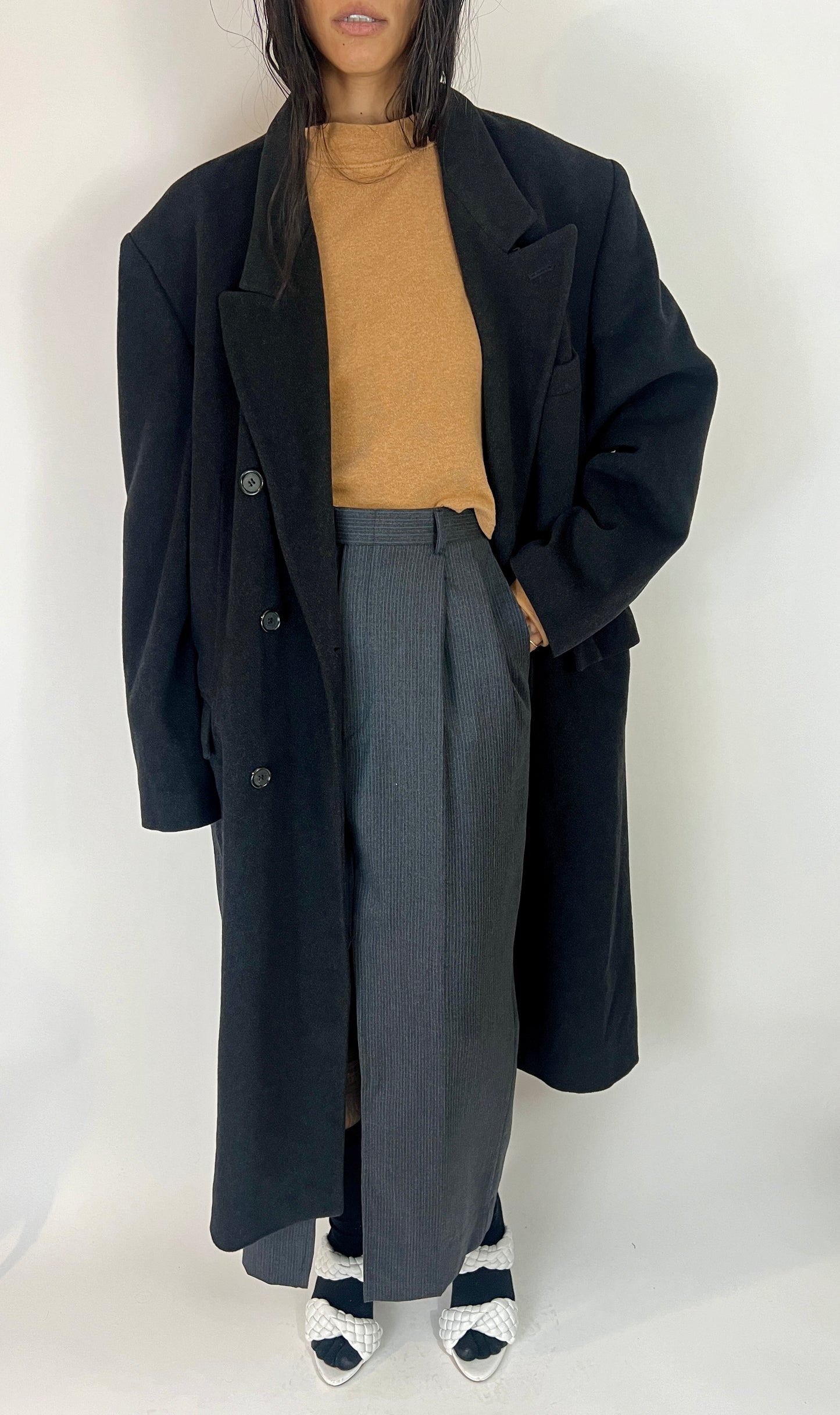 OVERSIZED WOOL COAT, OBSIDIAN