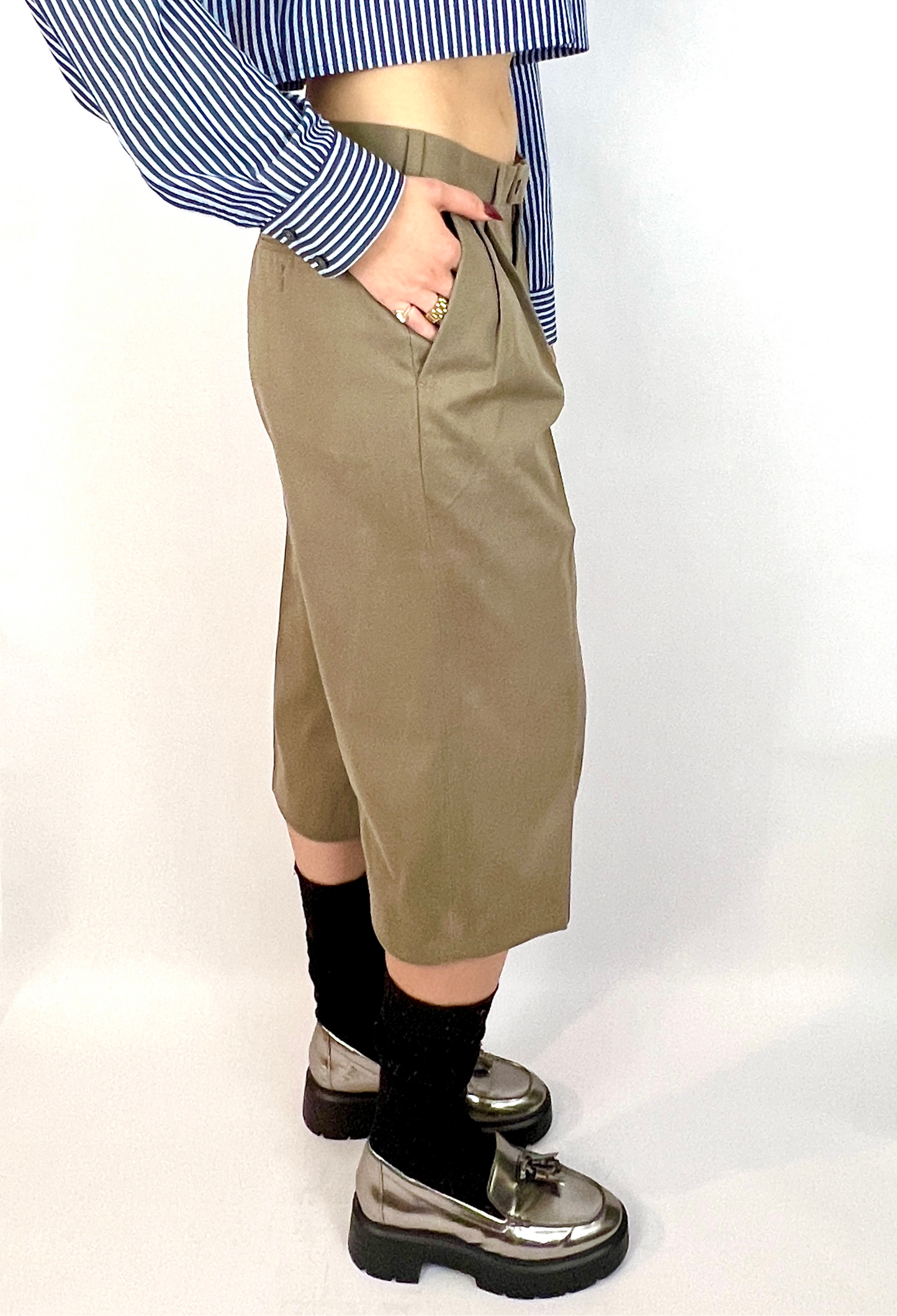 CUSTOM VTG COTTON PLEATED WIDE LEG SHORTS, SMOKE