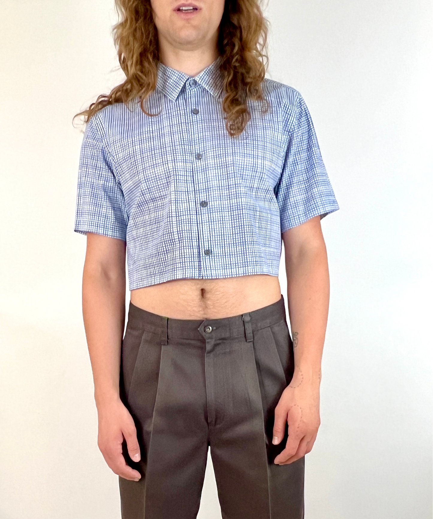 CUSTOM VTG HUGO BOSS OXFORD, SS BLUE MICRO PLAID.  CROPPED