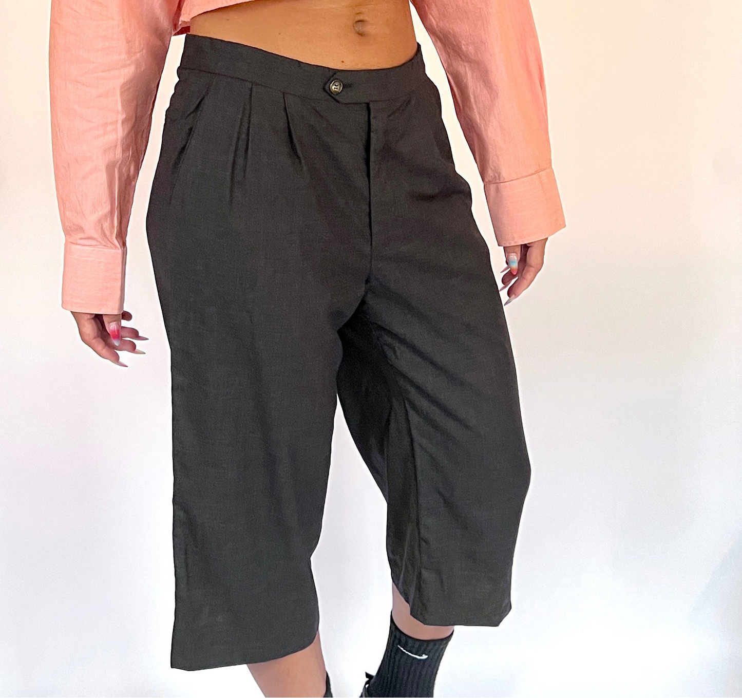 CUSTOM VTG WOOL PLEATED LONG SHORTS, GRAPHITE