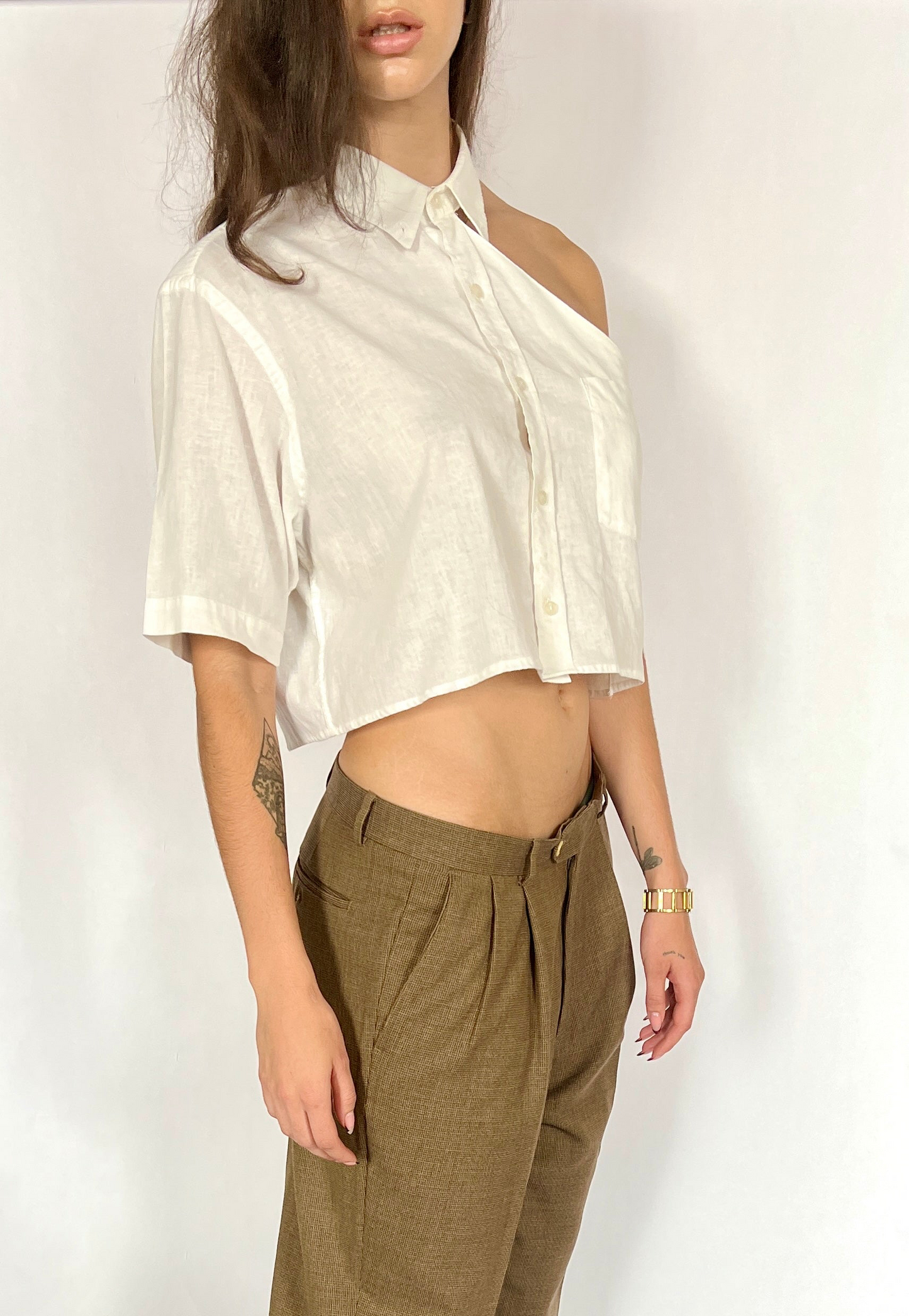 CUSTOM VTG LINEN OXFORD, ICE.  CROPPED, ONE SHOULDER