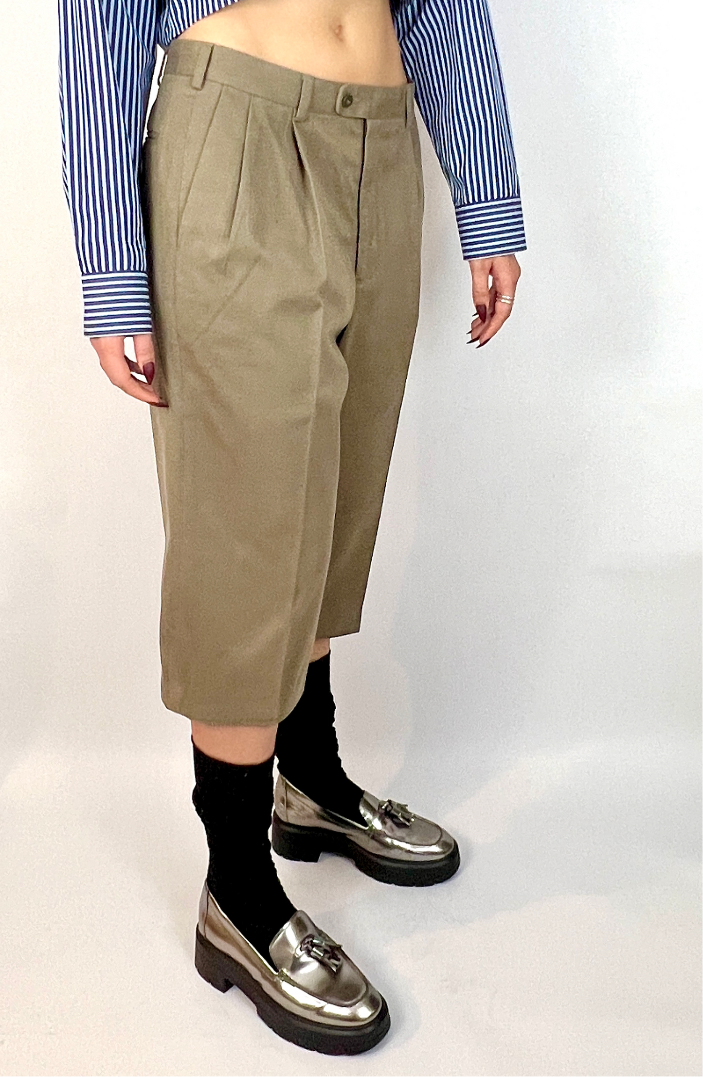 CUSTOM VTG COTTON PLEATED WIDE LEG SHORTS, SMOKE