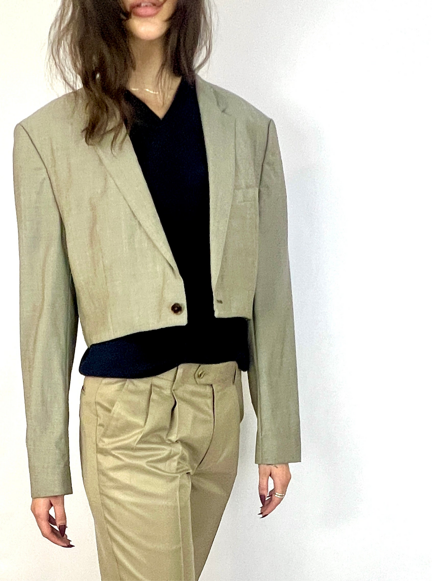 CUSTOM VTG OVERSIZED HUGO BOSS WOOL BLAZER, CRUST. CROPPED, HIGH BACK