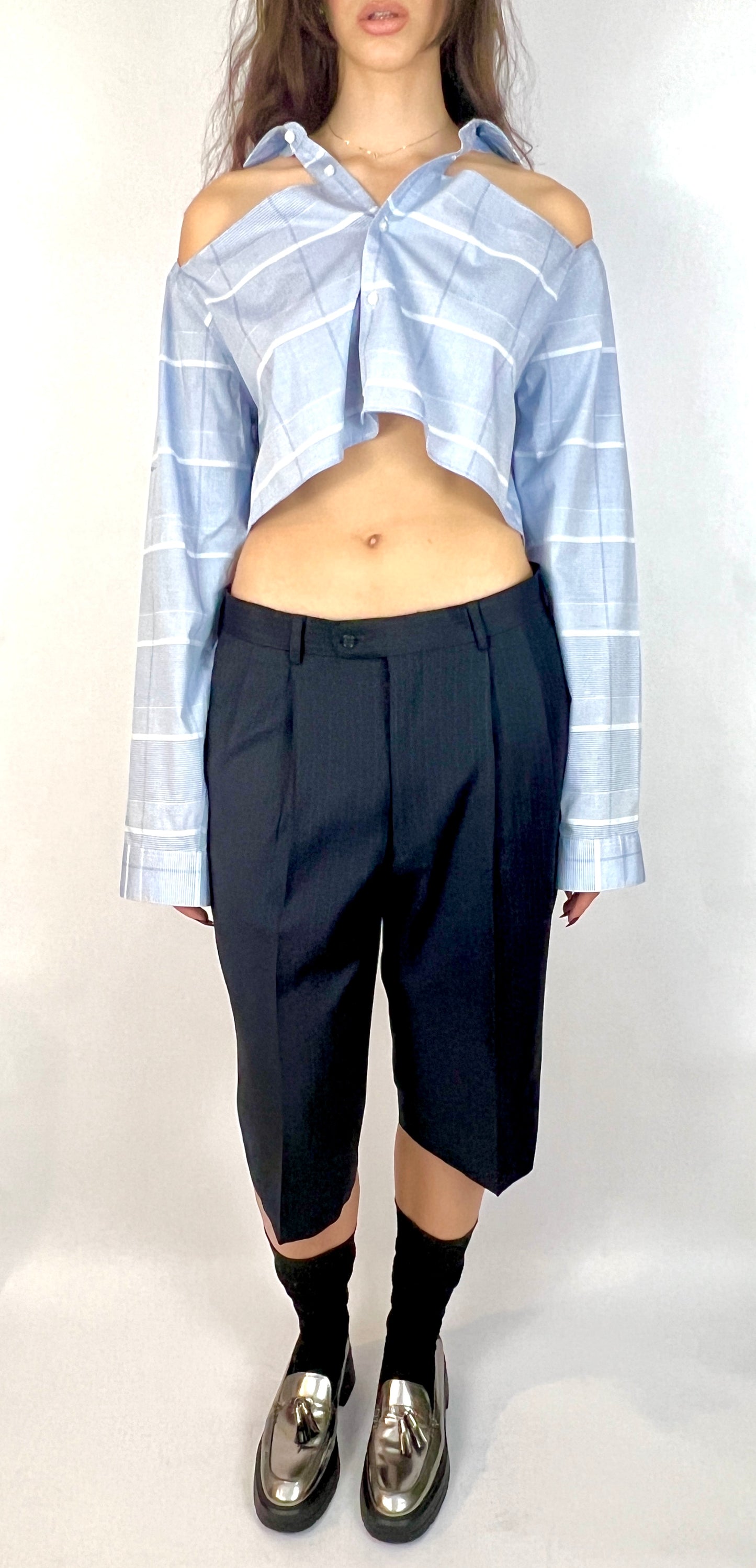 CUSTOM VTG COTTON OXFORD, LT BLUE PLAID.  CROPPED, CUT-OUT COLLAR