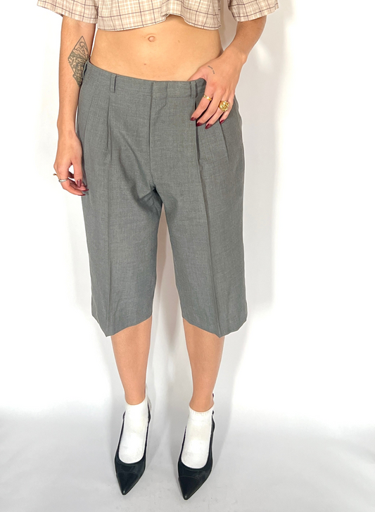 CUSTOM VTG WOOL PLEATED LONG SHORTS, RAIN