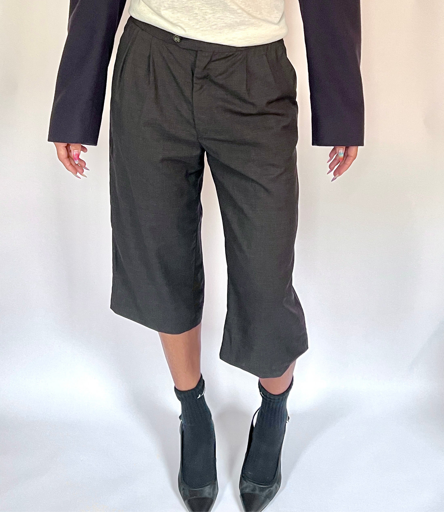 CUSTOM VTG WOOL PLEATED LONG SHORTS, GRAPHITE
