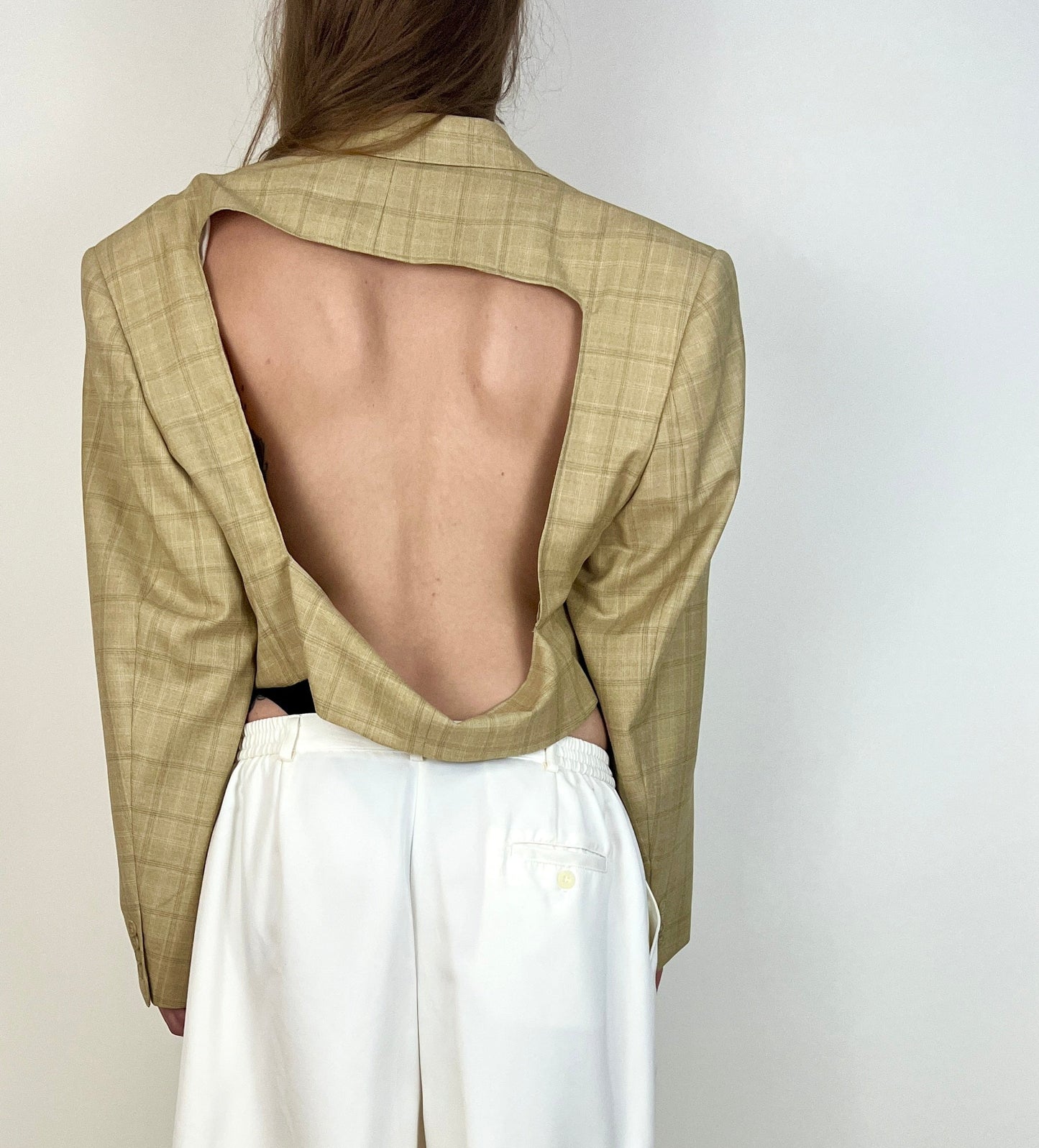 CUSTOM VTG COTTON BLAZER, BEIGE PLAID. OPEN BACK, CROPPED