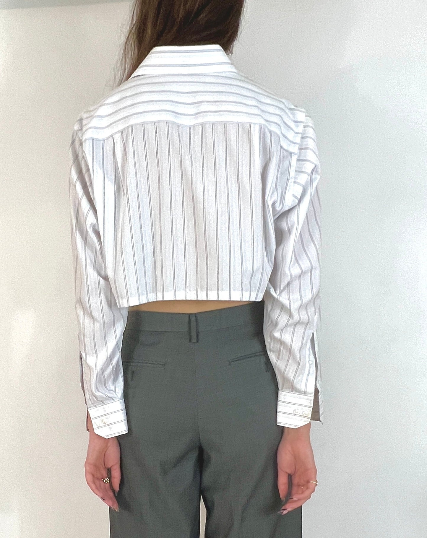 CUSTOM VTG COTTON OXFORD, WHITE STRIPE. CROPPED