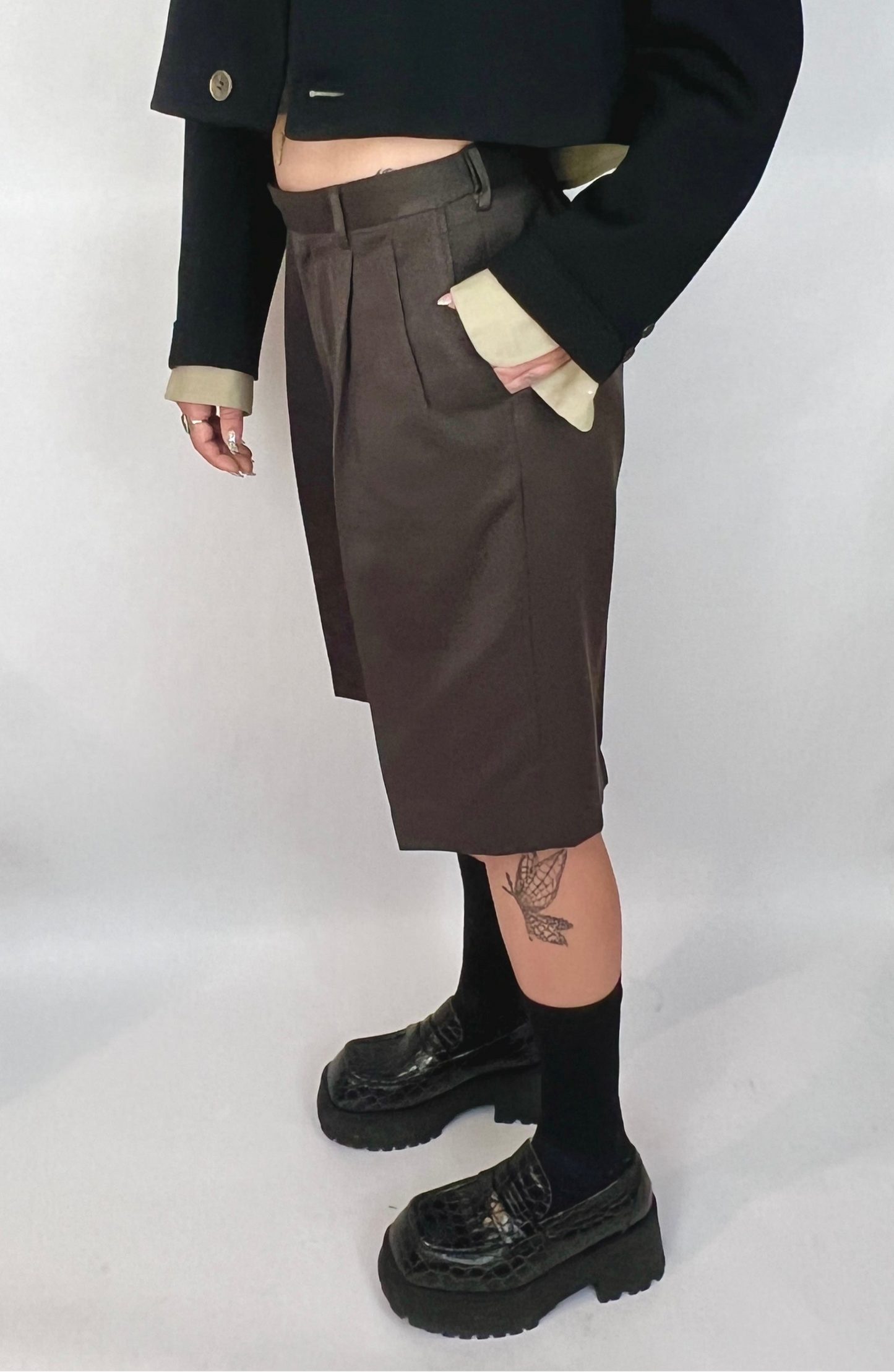 CUSTOM VTG COTTON WIDE LEG PLEATED LONG SHORTS, DARK CHOC