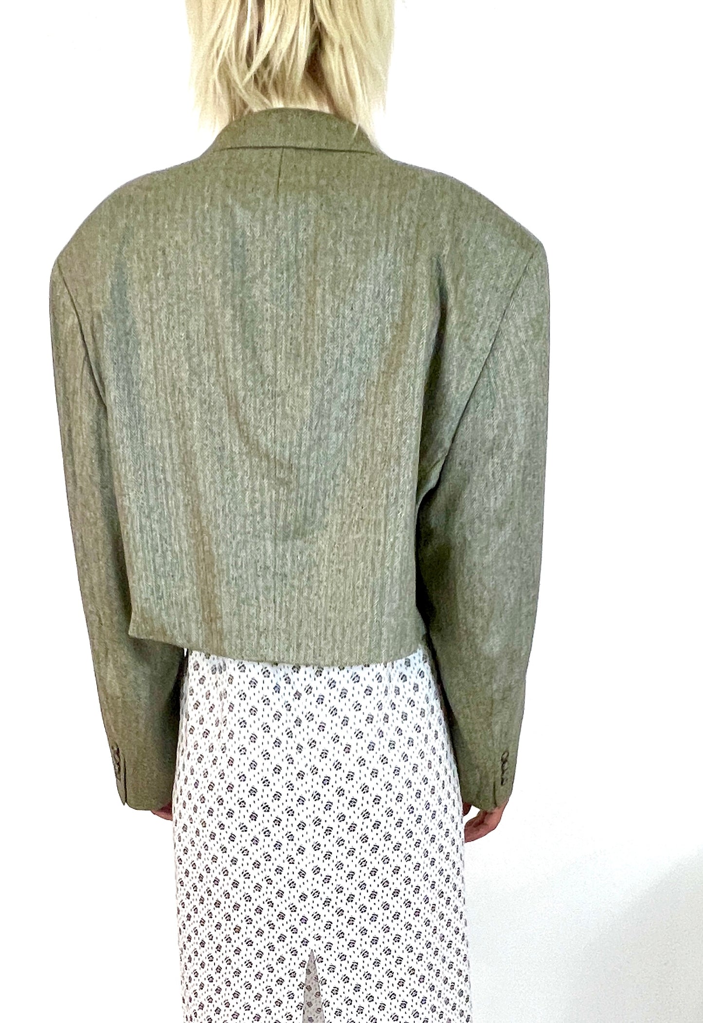 CUSTOM VTG SILK BLAZER, GREEN CHEVRON. CROPPED