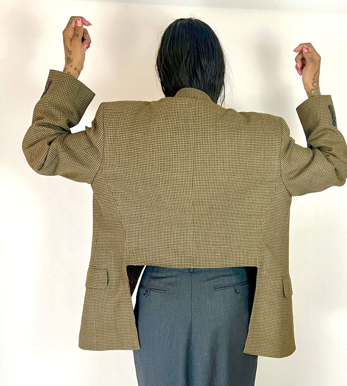 CUSTOM VTG OSCAR DE LA RENTA BLAZER, CROPPED BACK. EARTH TONE HOUNDSTOOTH