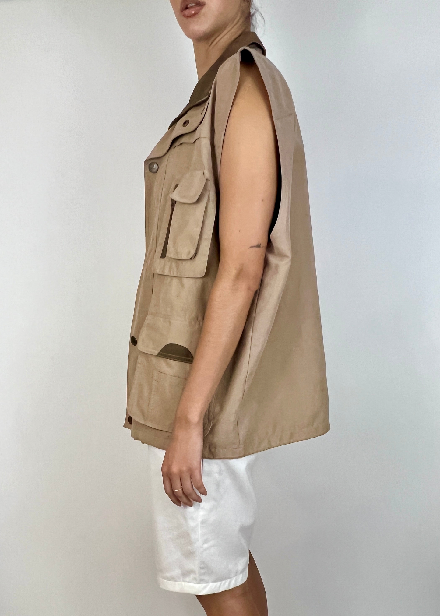 OVERSIZED UTILITY COTTON VEST, EARTH