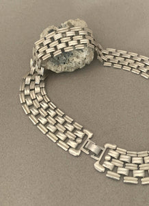1960S OVERSIZED SILVER MULTI LINK STATEMENT NECKLACE