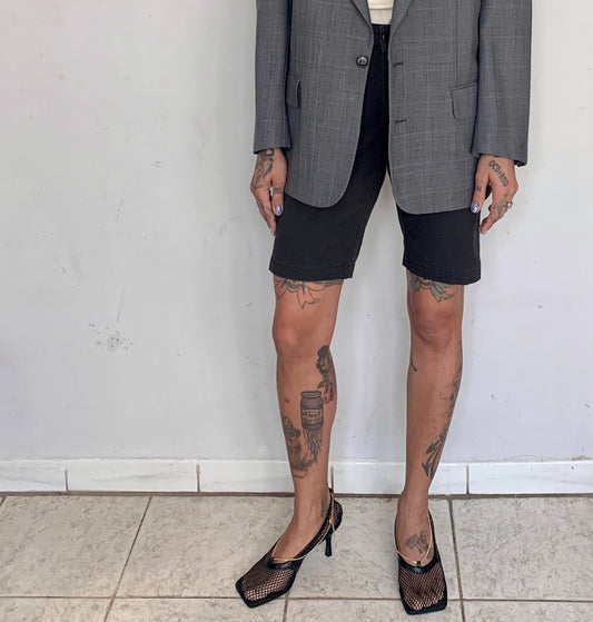 MID RISE COTTON BERMUDA SHORTS, ASH