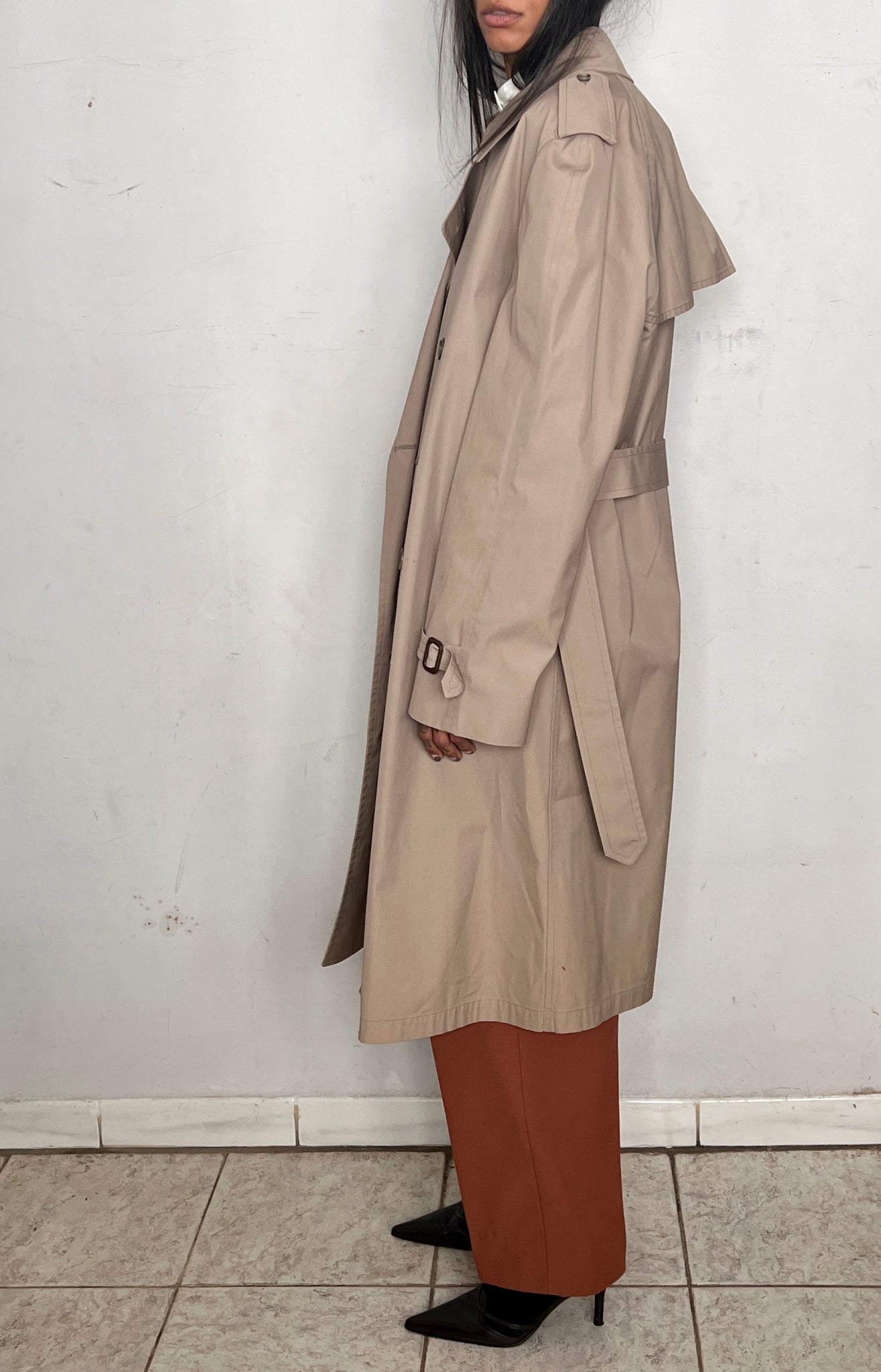 80S OVERSIZED TRENCH, SAND
