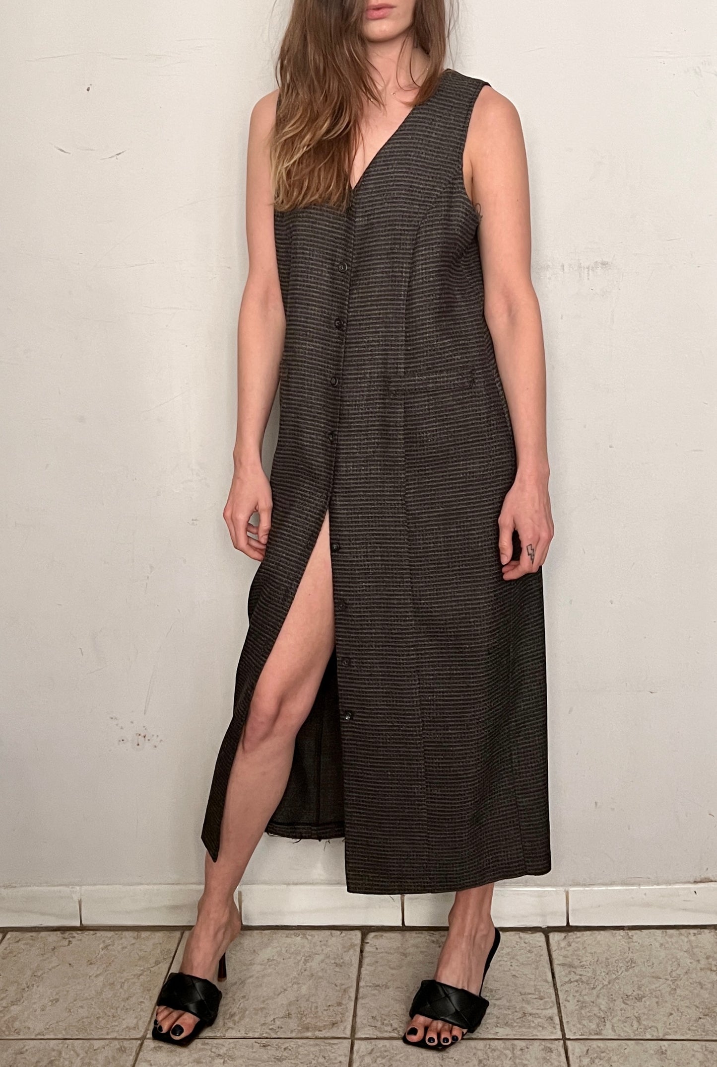 BILLOWY SLINKY MAXI DRESS, BUTTON DOWN