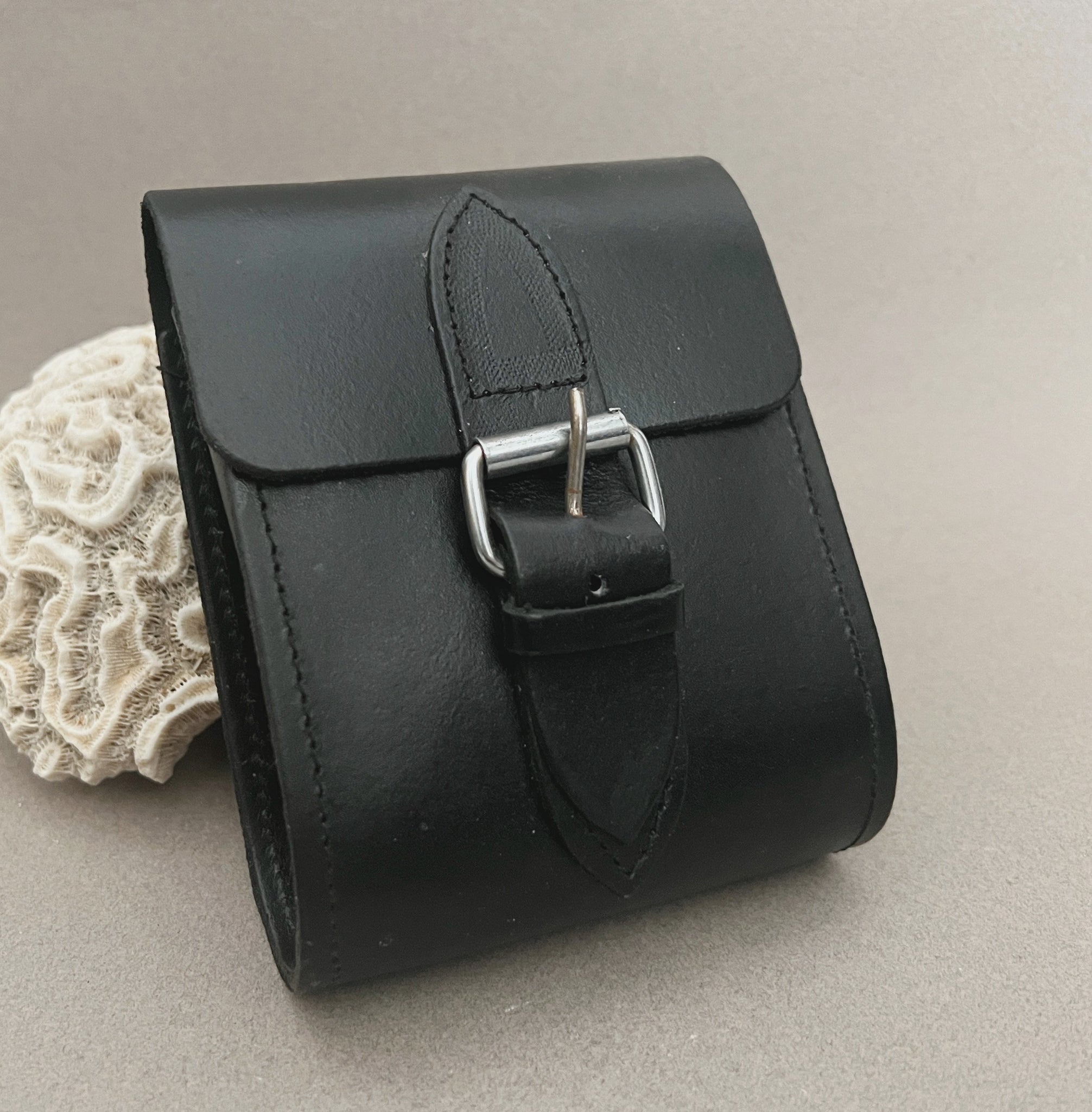 SALVAGED LEATHER BELT BAG