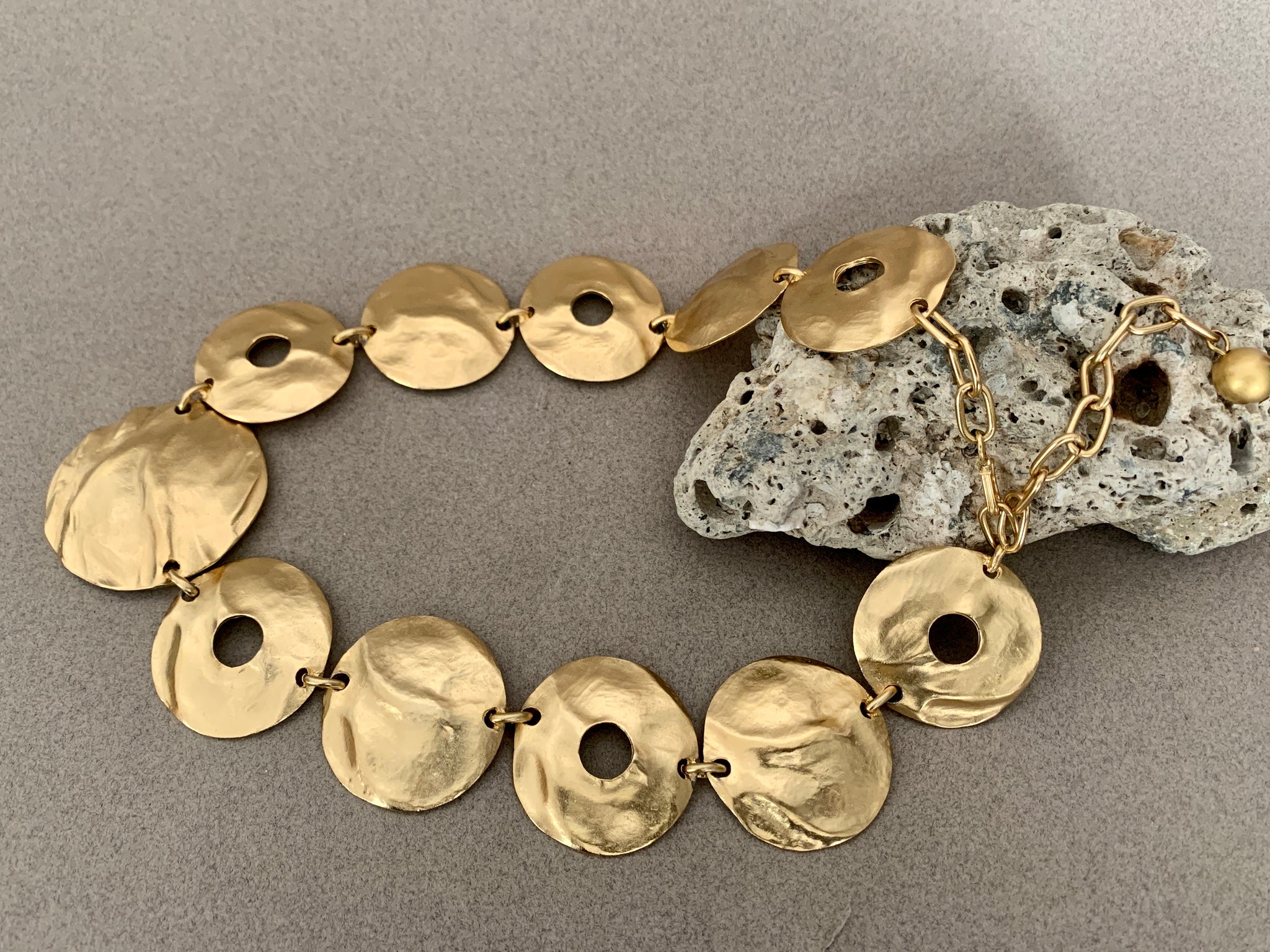 GOLD DISK LINK STATEMENT NECKLACE