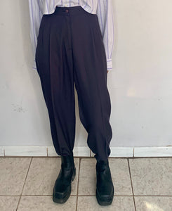 HIGH RISE PLEATED TROUSERS, CHARCOAL