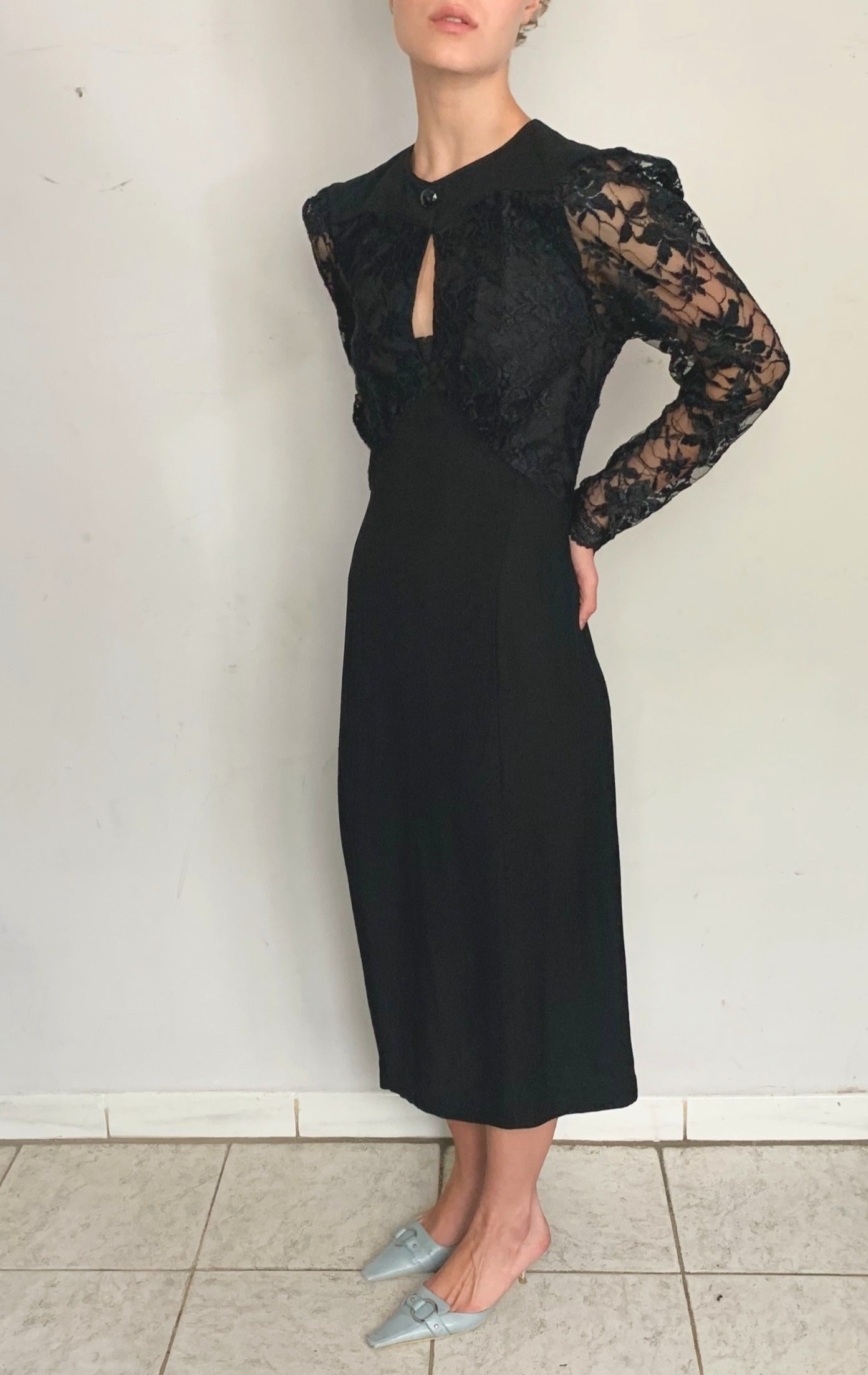 LACE GOTH BLACK MIDI DRESS