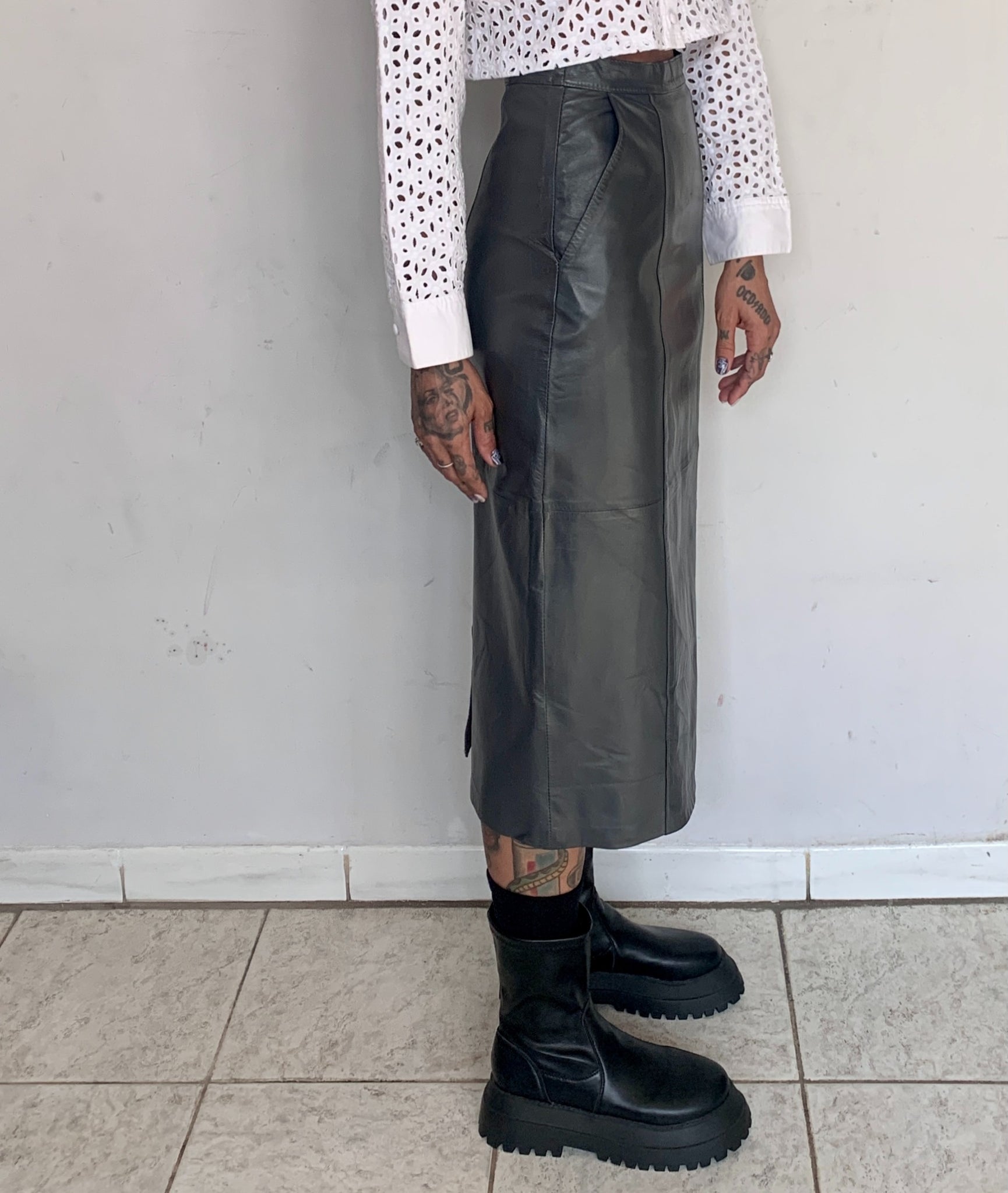 HIGH RISE LEATHER SKIRT, STORM