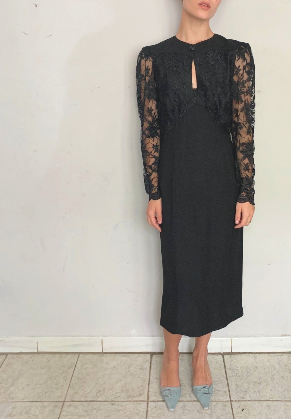 goth midi dress LACE BLACK slot:11:00am Classic Square Neck Puff style back lacing and photo shoot gown