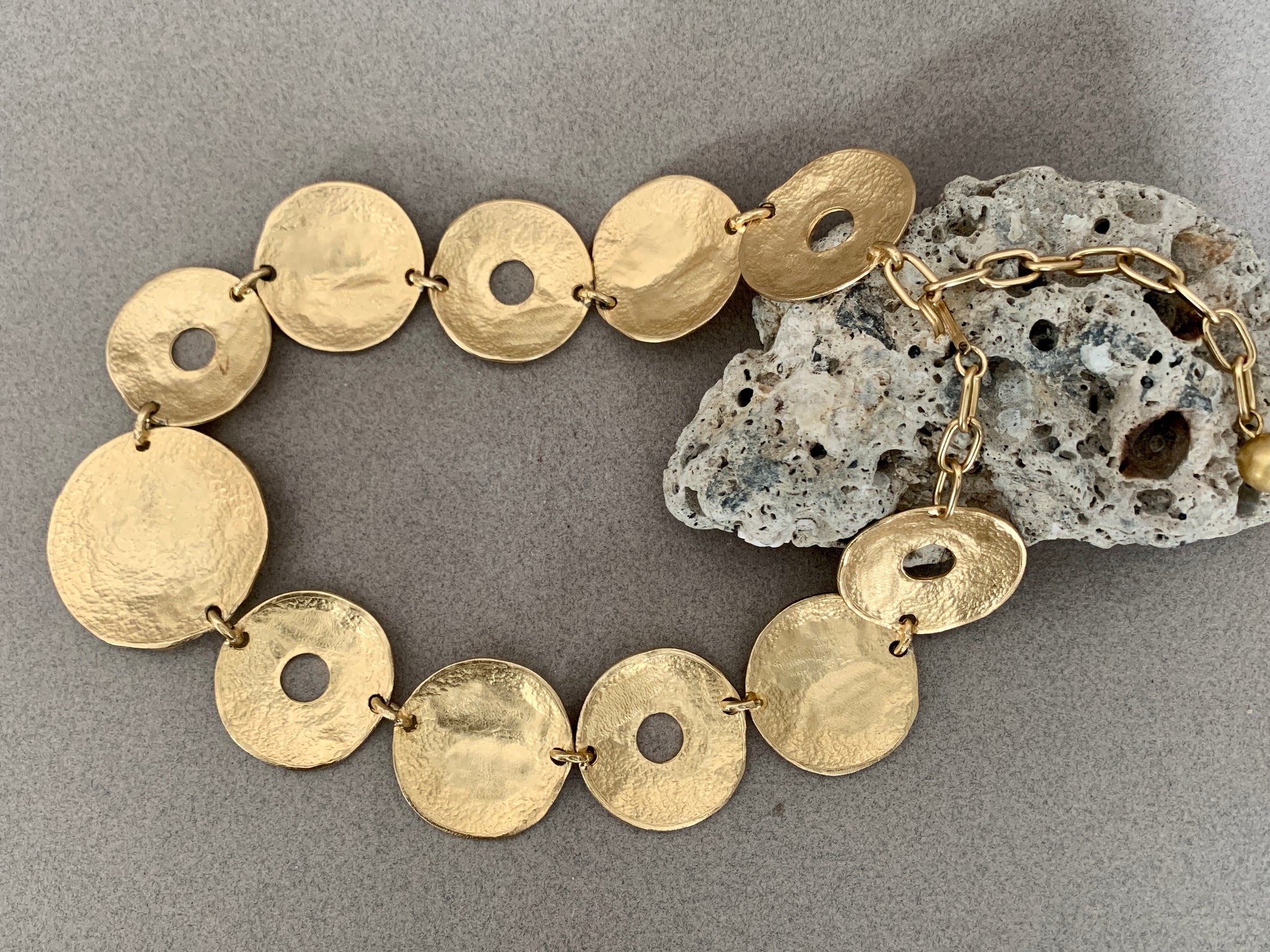 GOLD DISK LINK STATEMENT NECKLACE