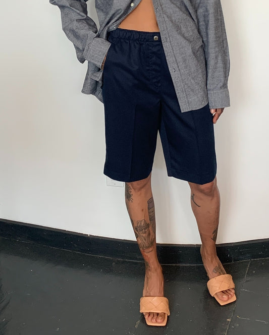 HIGH RISE BERMUDA SHORTS, MIDNIGHT